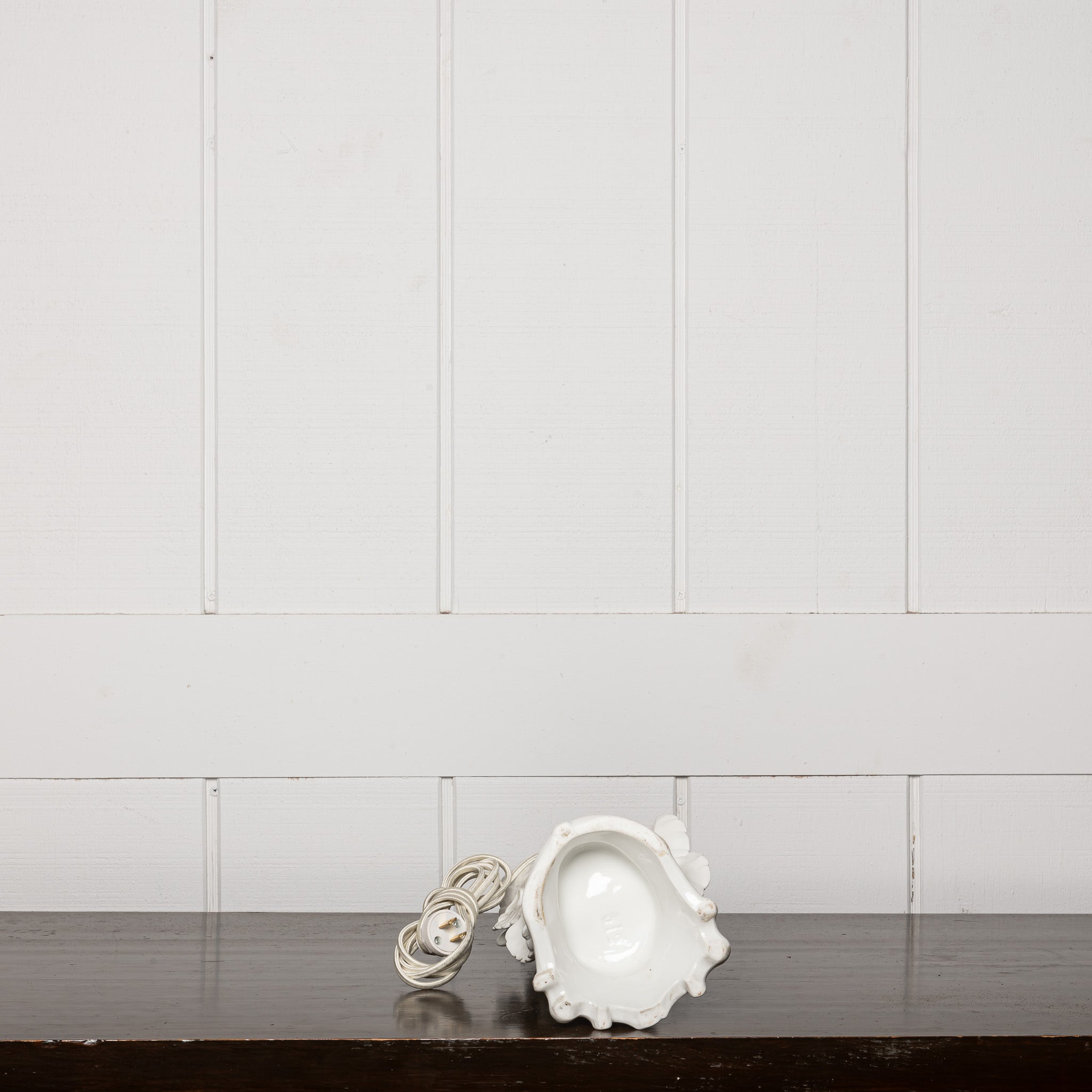 19TH-CENTURY ENGLISH BISCUIT PORCELAIN FIGURAL LAMP