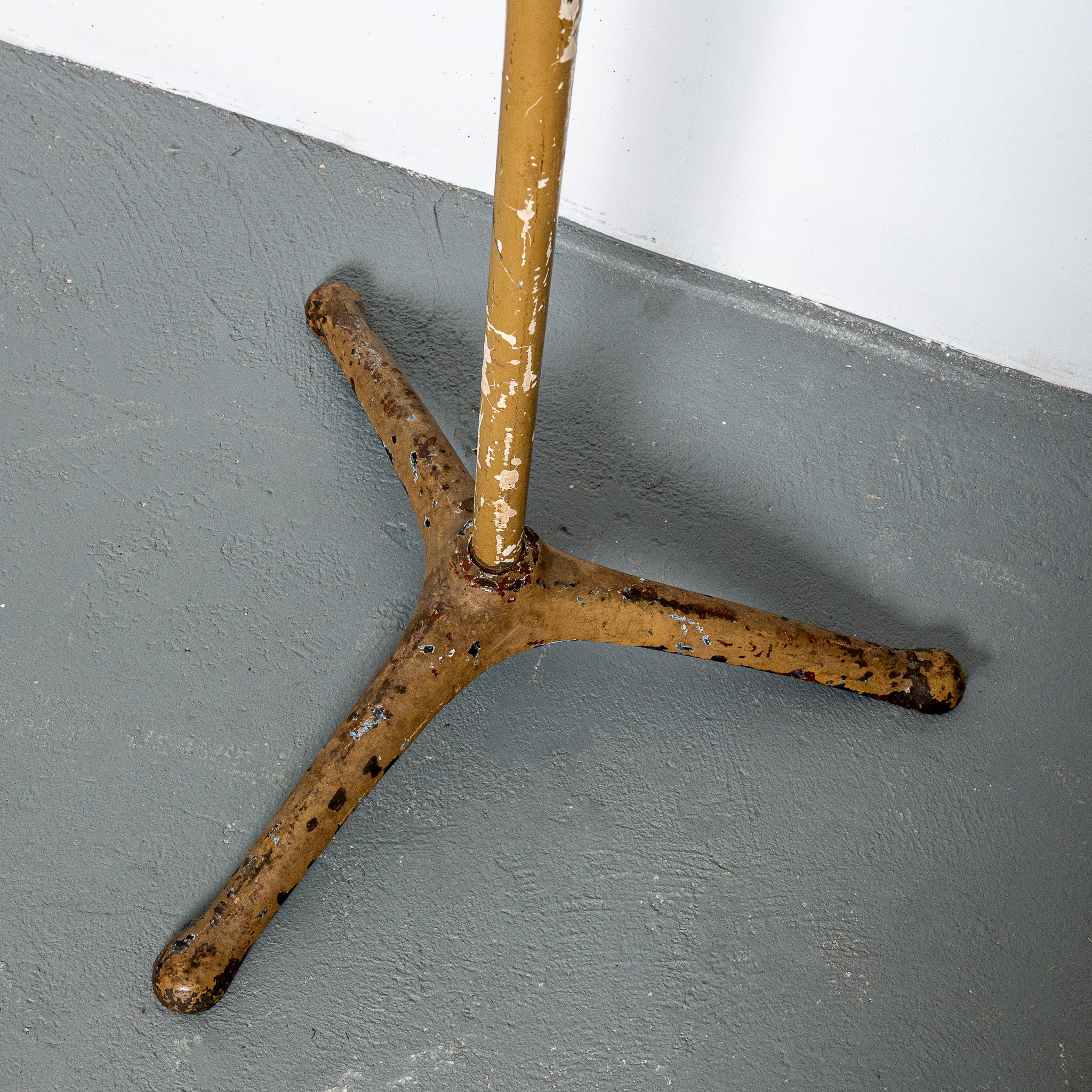 early 20th century French towel stand