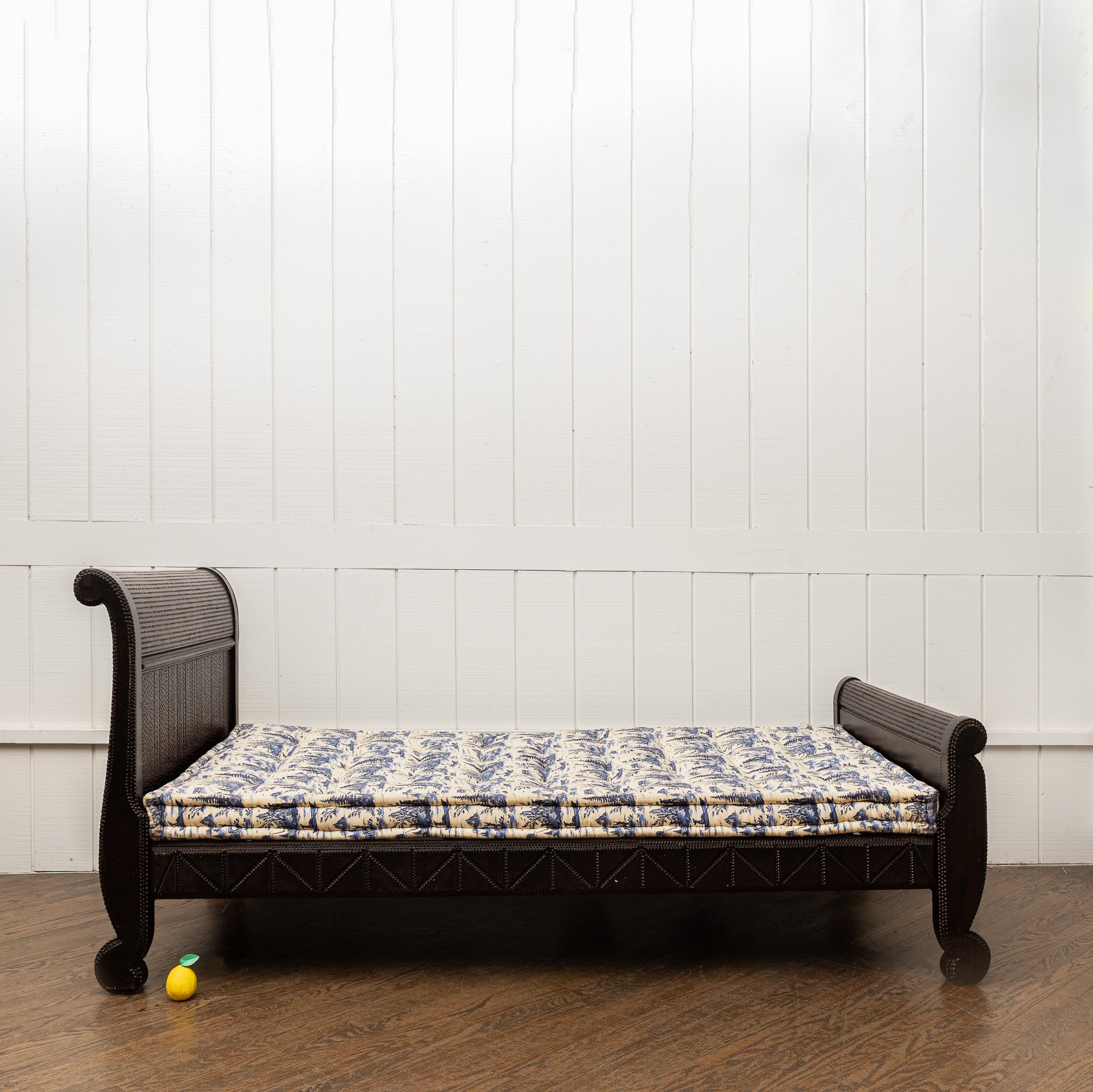 Fantastic 19th century American folk Tramp Art cchipped carved full-sized bed
