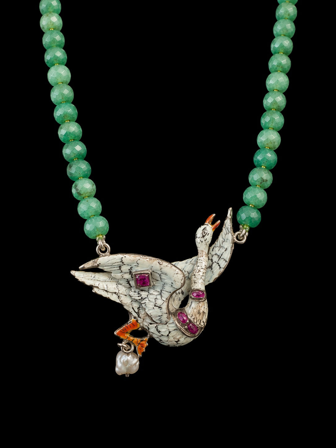AUSTRO HUNGARIAN ENAMELED SWAN NECKLACE — detail view