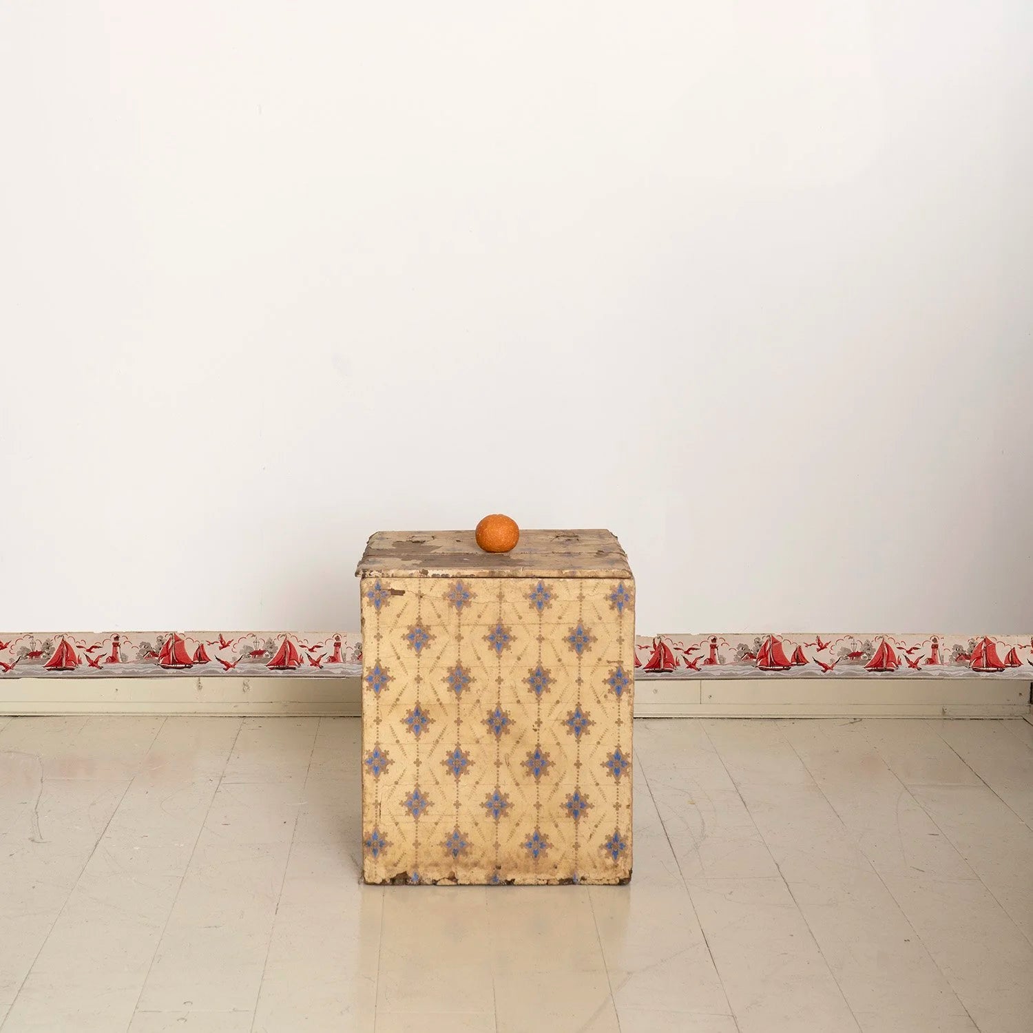 19TH CENTURY WALLPAPER COVERED BOX