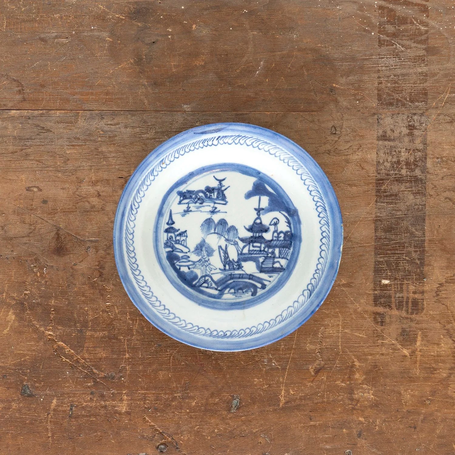 CHINESE EXPORT PORCELAIN PLATE #3