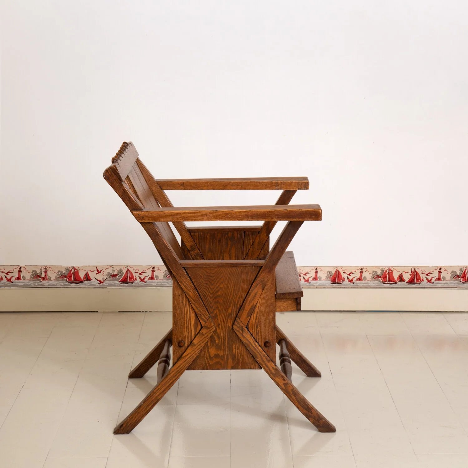 AESTHETIC MOVEMENT DECK CHAIR