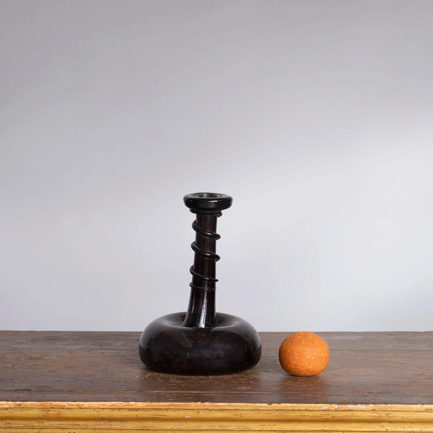 BLOWN GLASS WITH SERPENTS RING