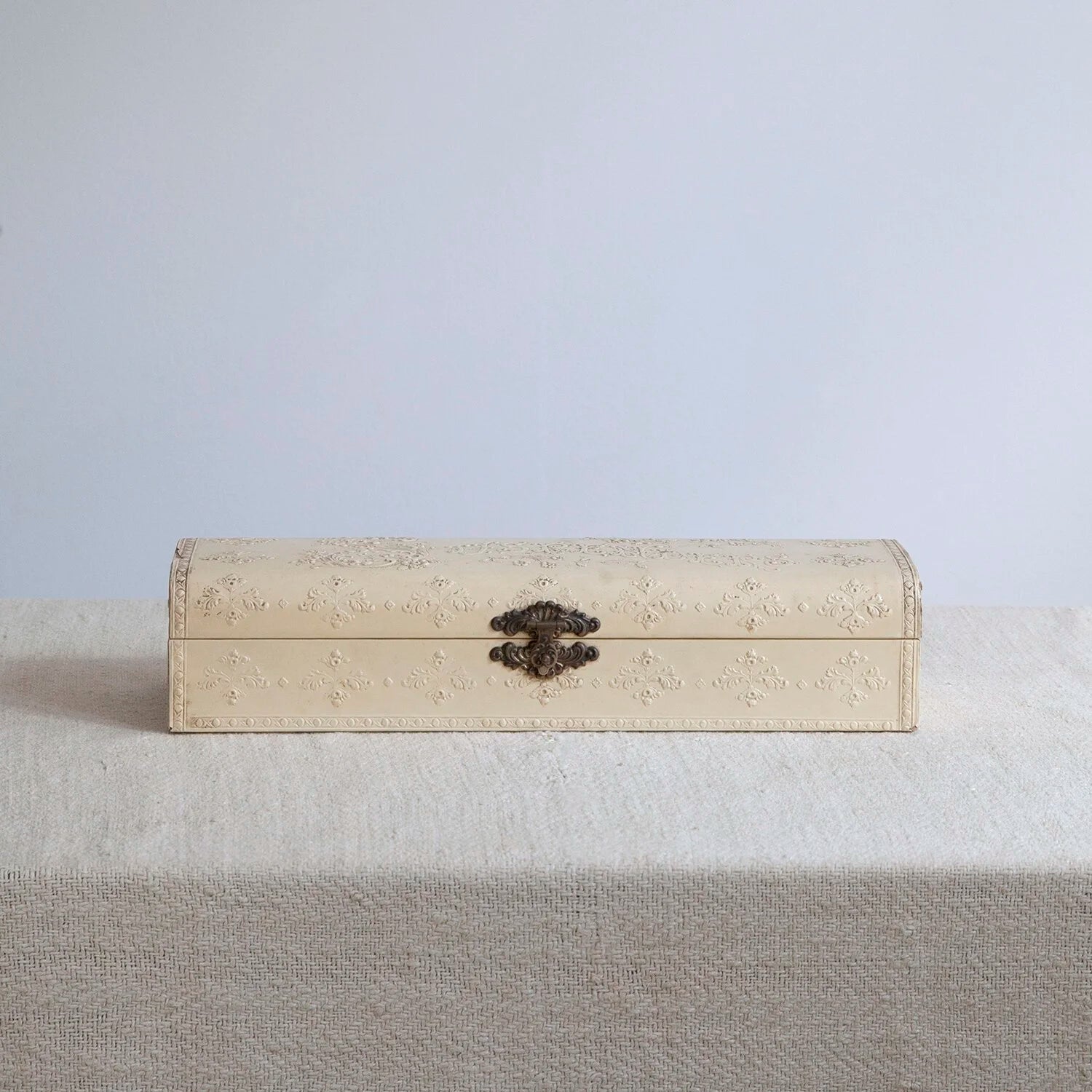 RARE CELLULOID SUSPENDER BOX