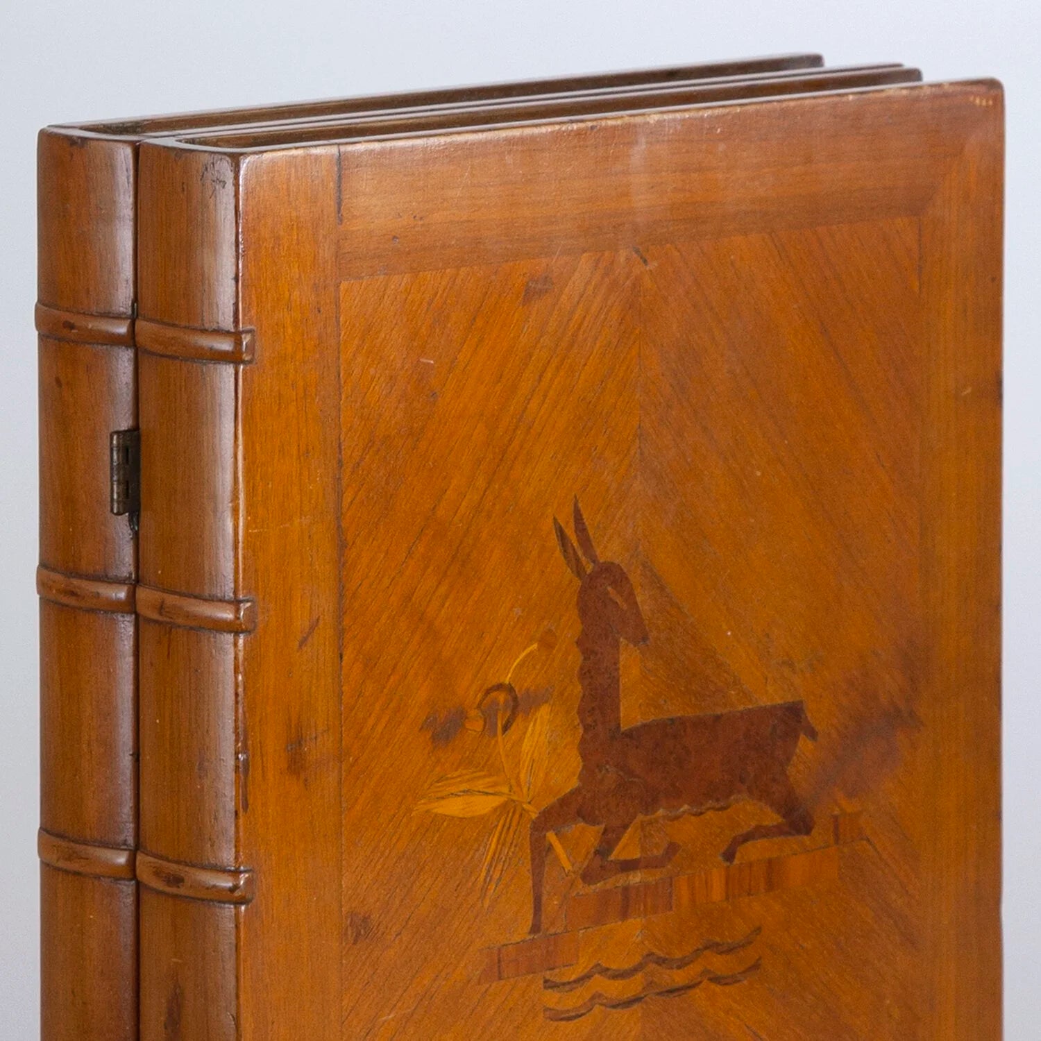 FINE ART DECO WOOD INLAY BOX