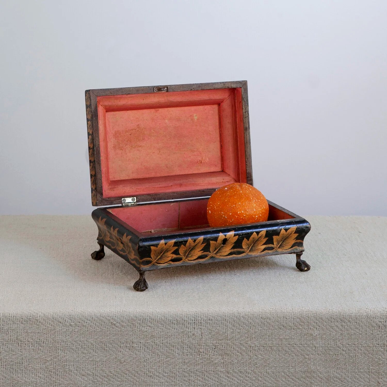 REGENCY PENWORK BOX