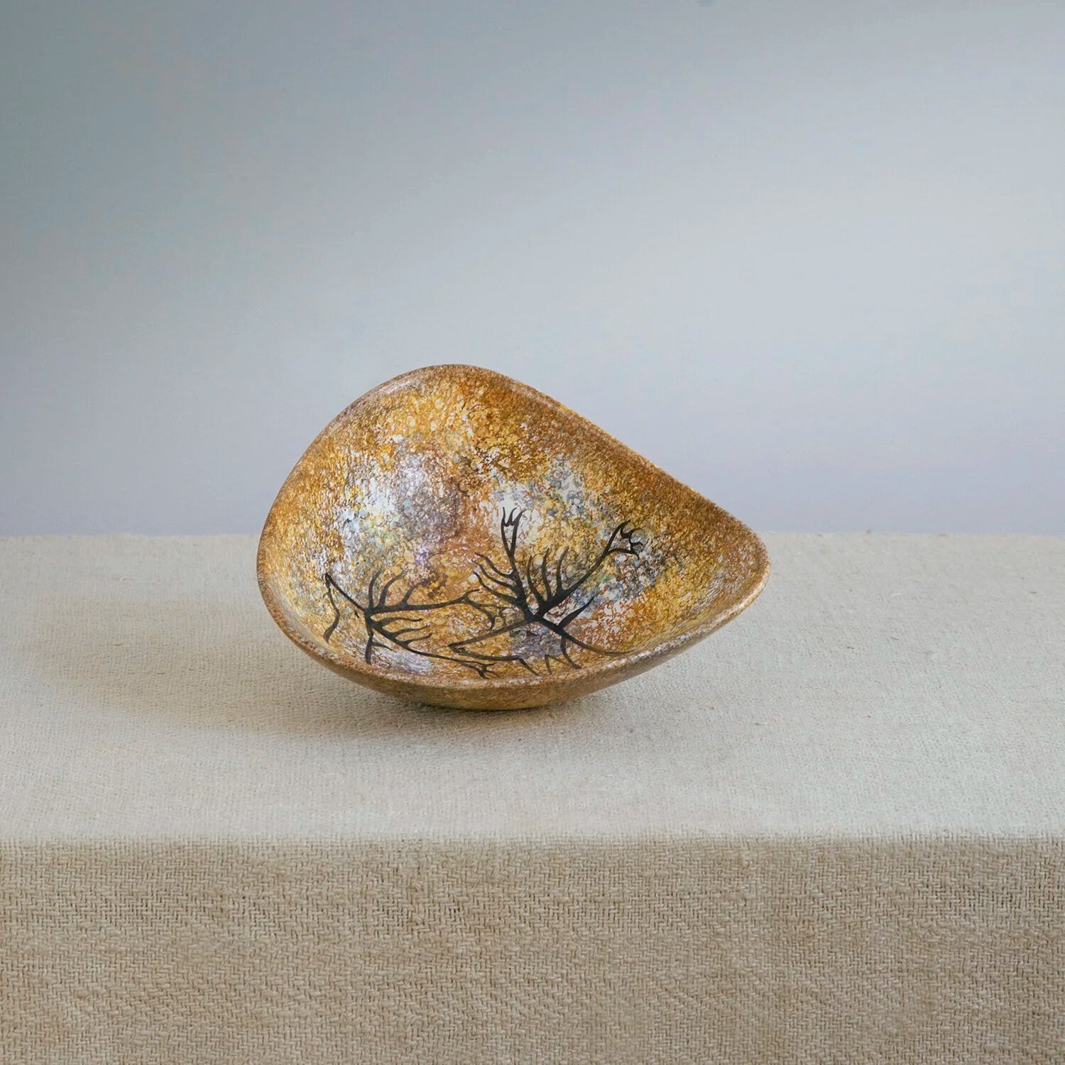 MIDCENTURY STUDIO POTTERY DISH