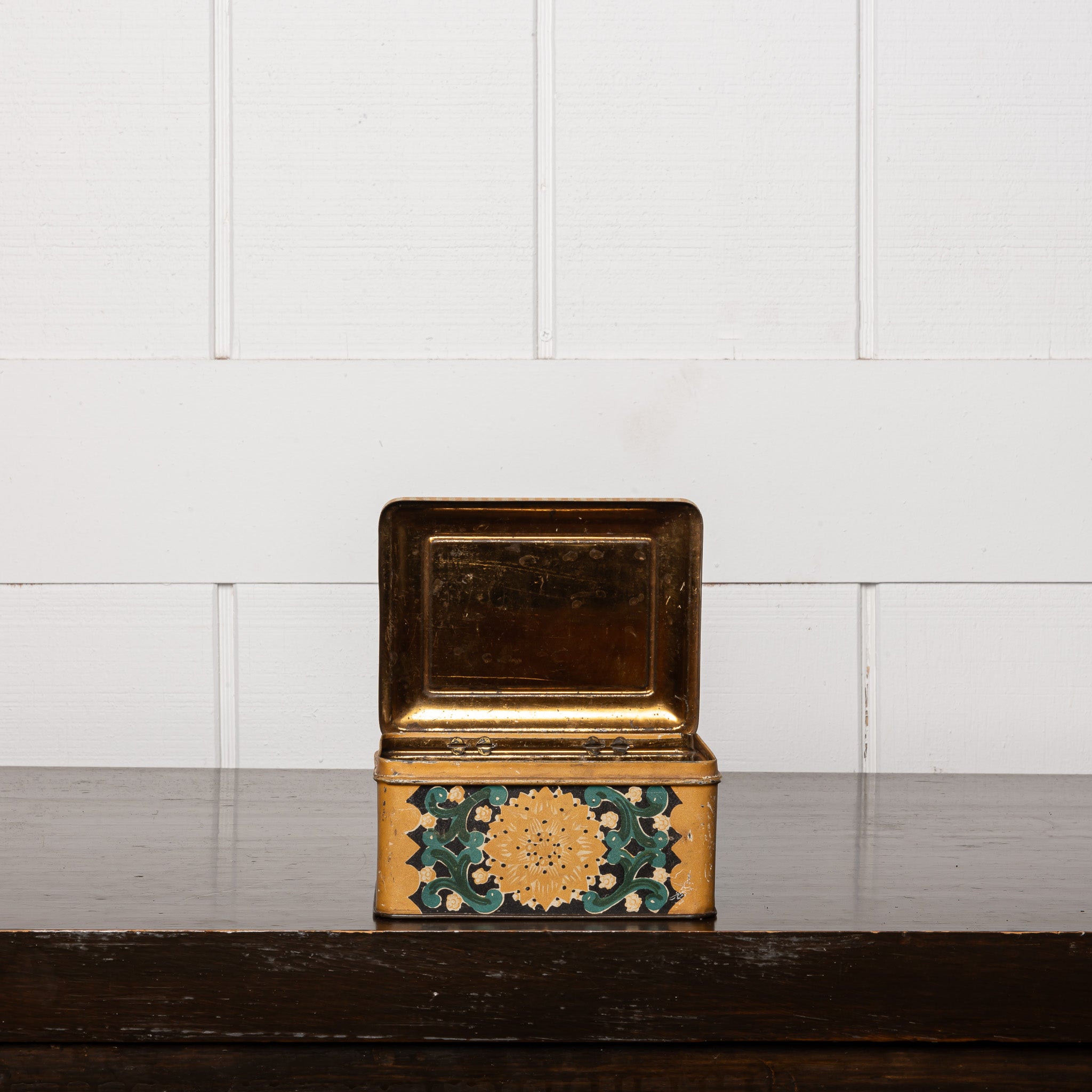 Early 20th Century German Lithographed Tin Box