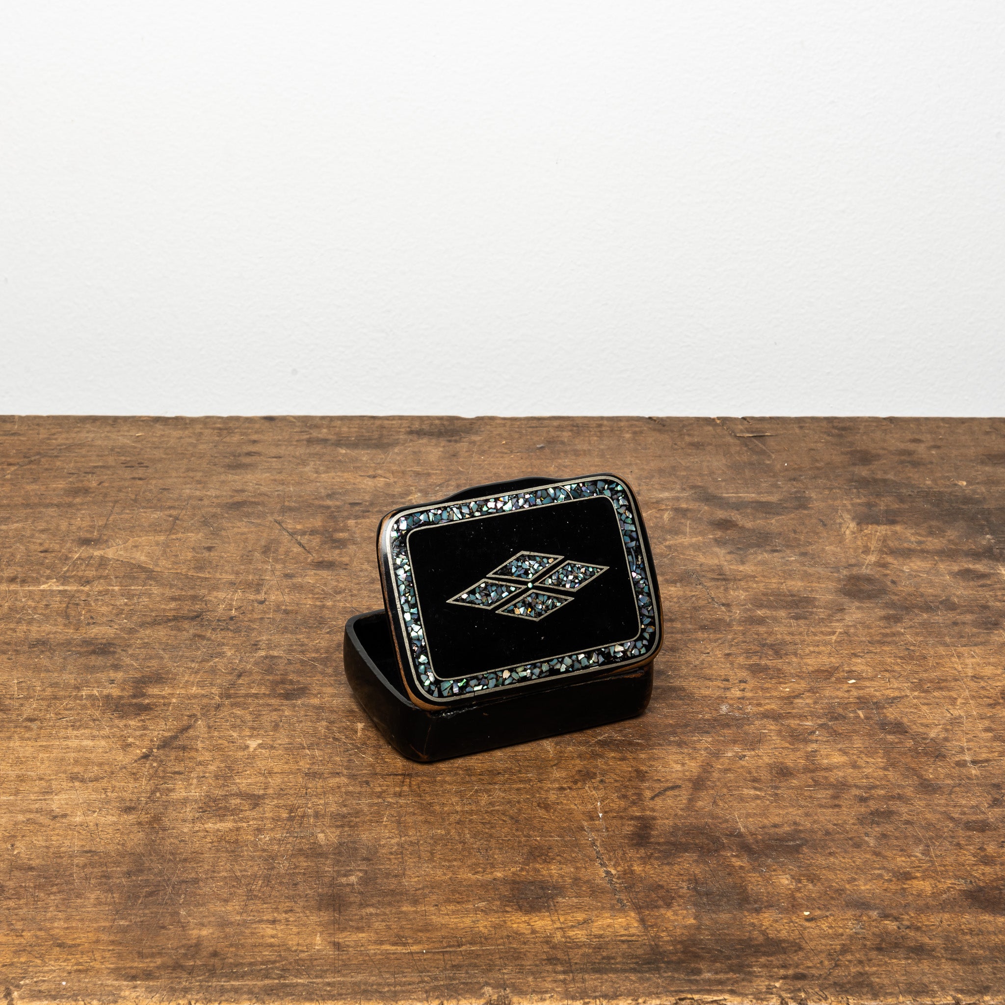 Mother-of-Pearl Lacquer Table Snuff Box, 19th Century Decorative Box