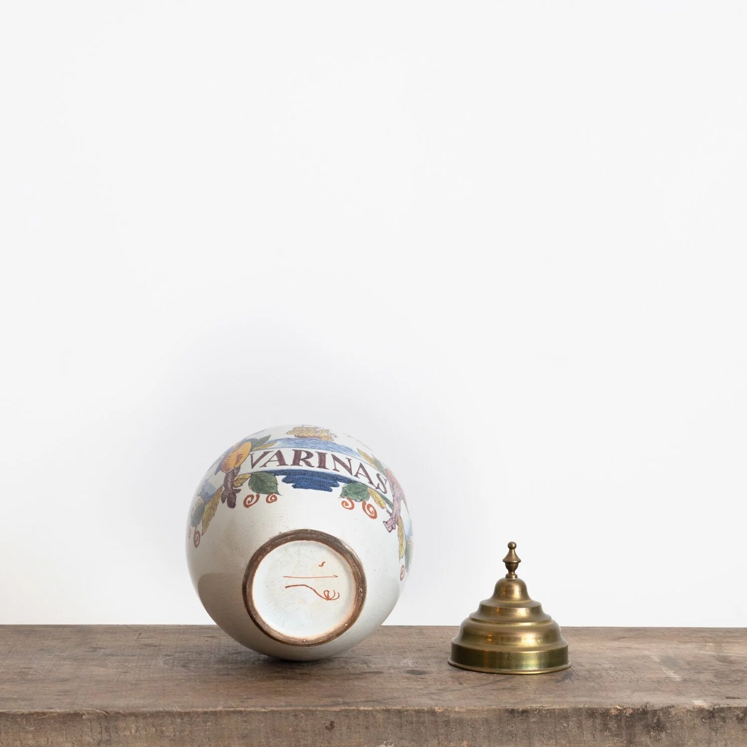 DELFT TOBACCO JAR No. 4