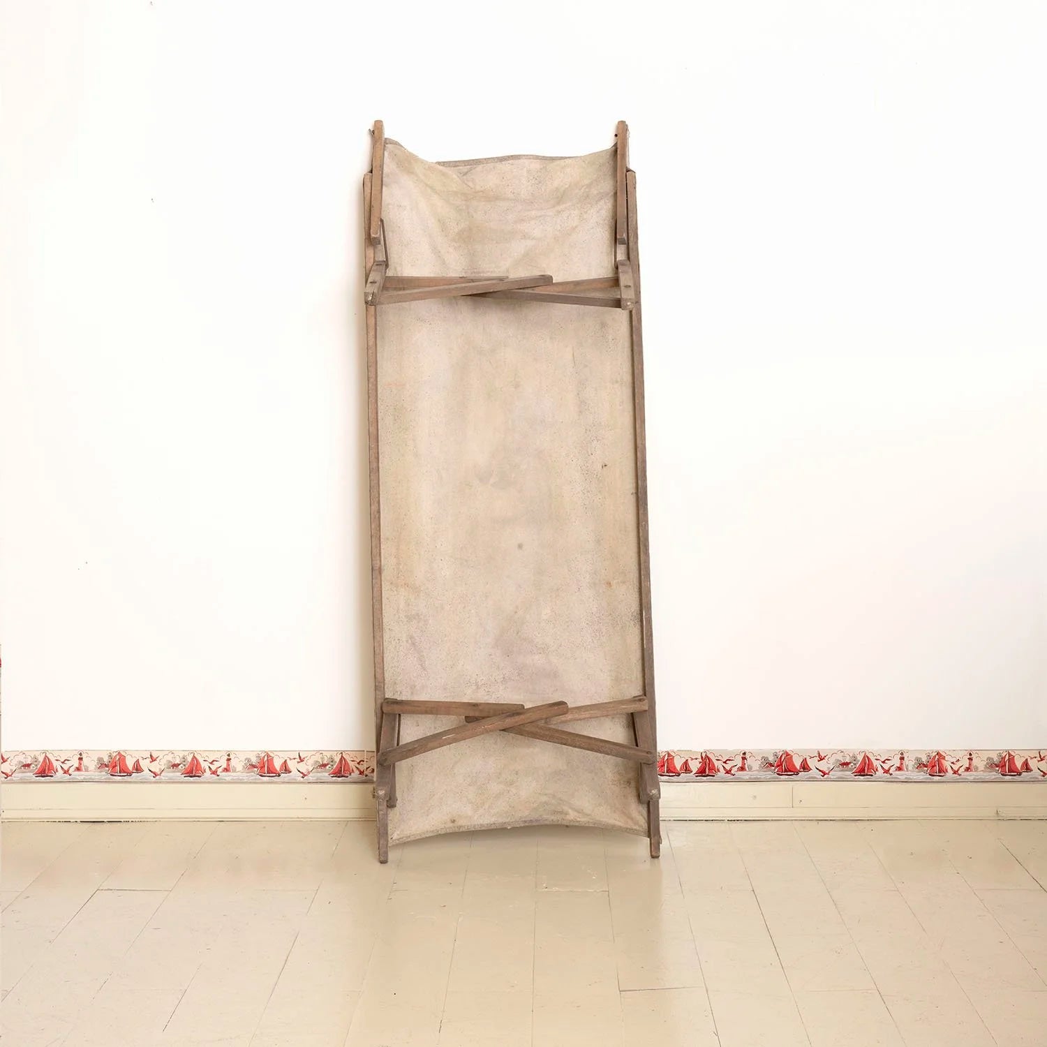 ANTIQUE FOLDING COT