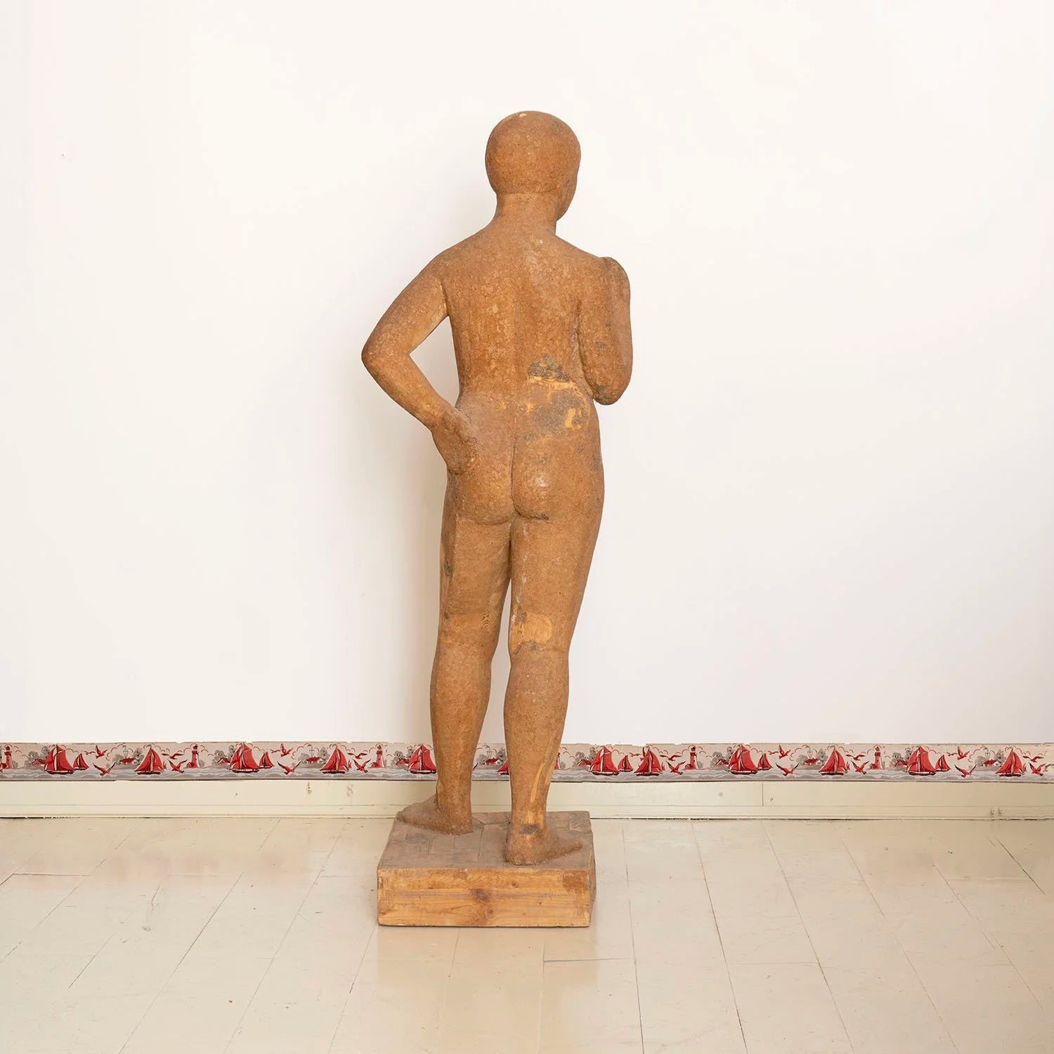 LIFE SIZE ART DECO SCULPTURE OF A WOMAN