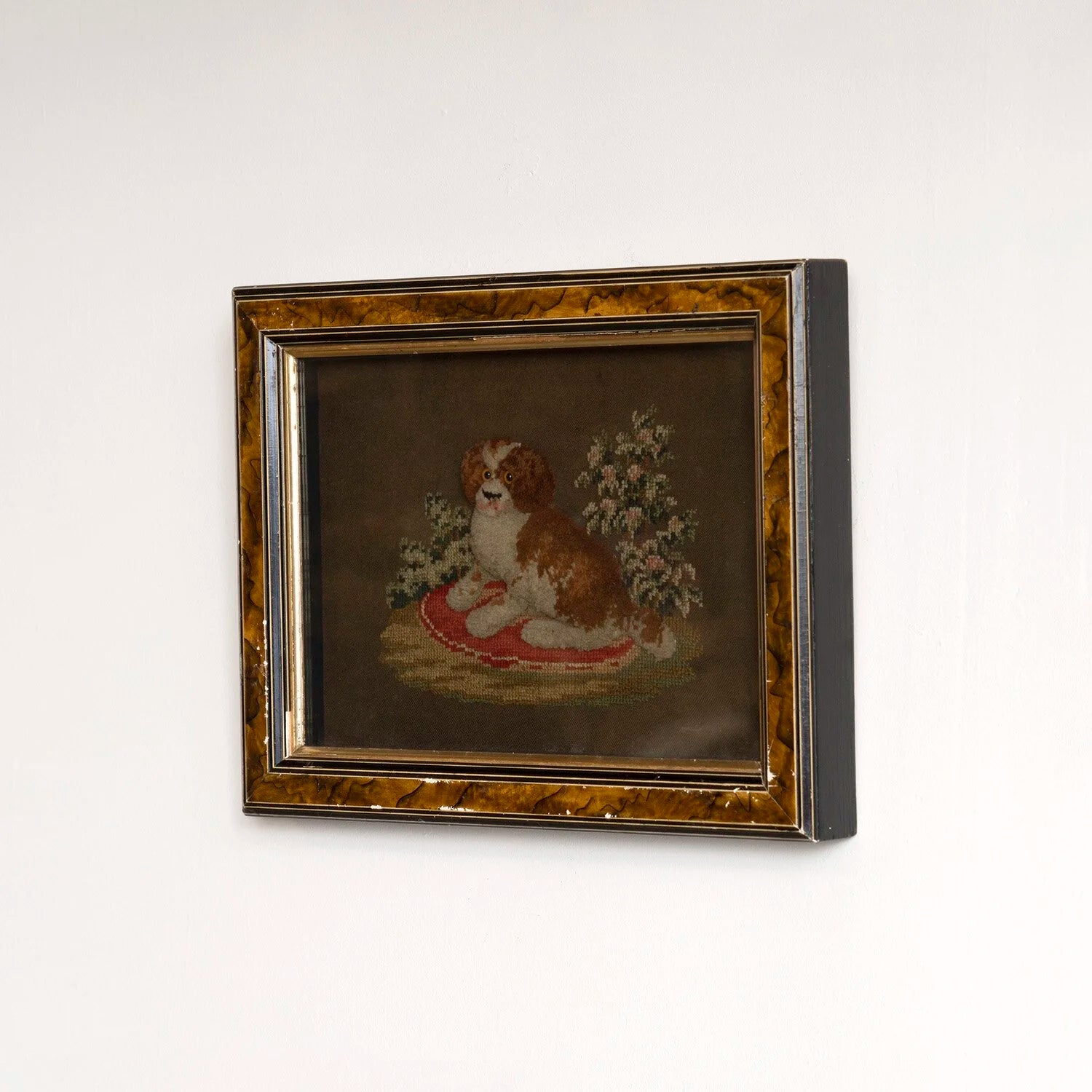 FRAMED NEEDLEPOINT PORTRAIT OF A DOG