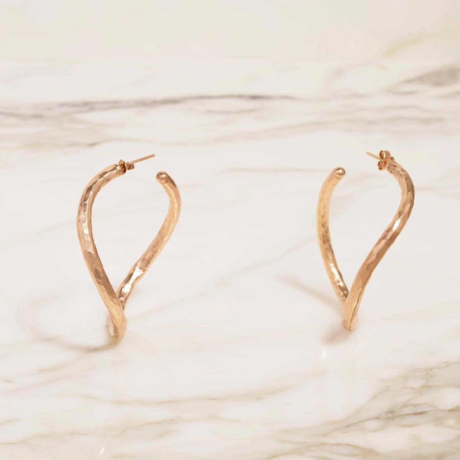 FREE FORM HOOP EARRINGS