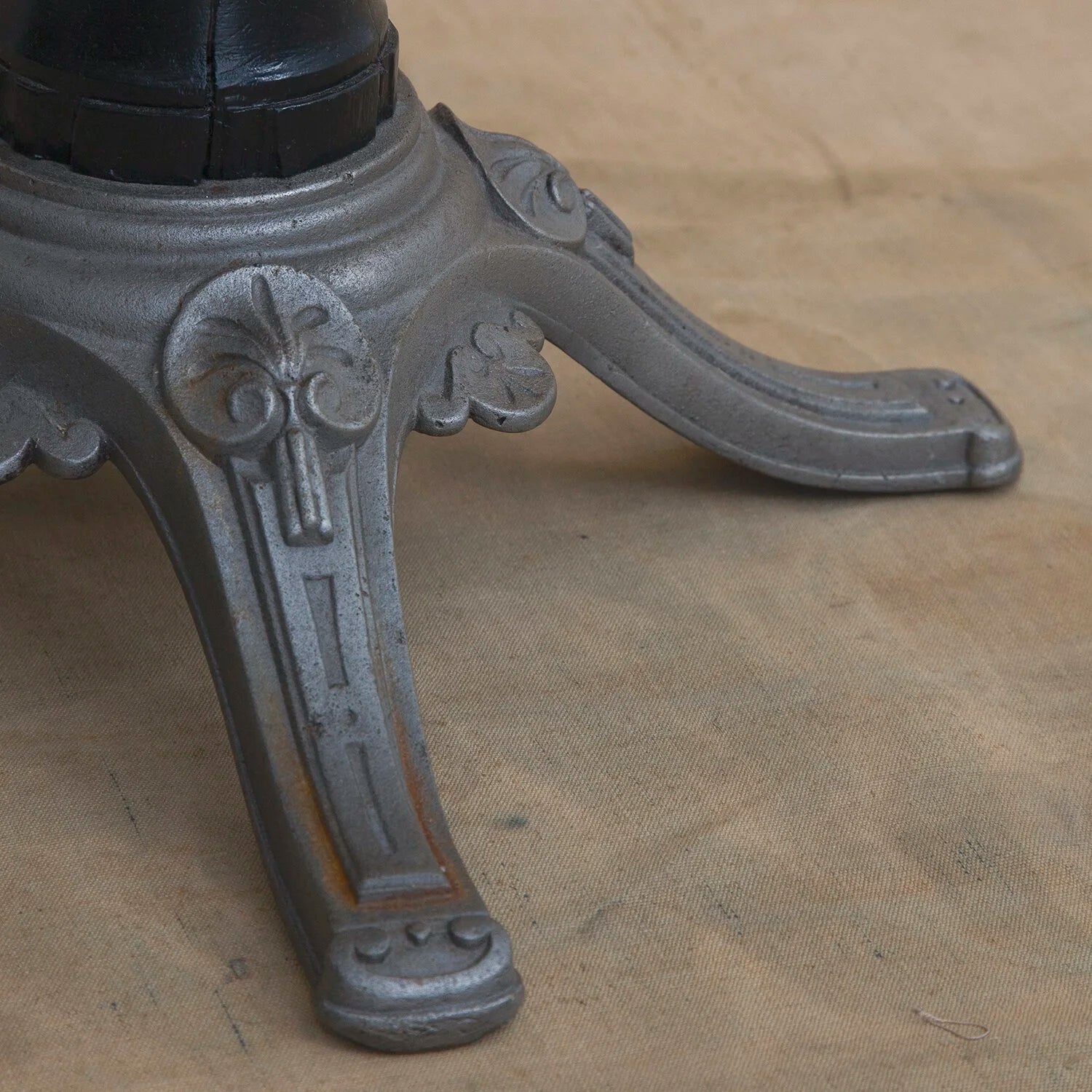 AMERICAN AESTHETIC MOVEMENT SWIVEL STOOL