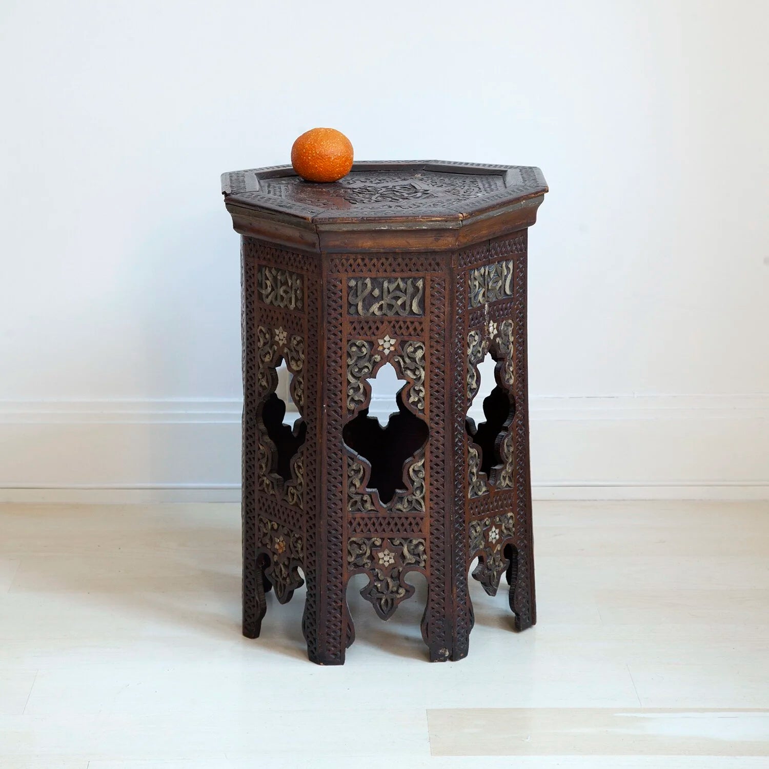 19TH CENTURY SYRIAN CARVED AND INLAID SIDE TABLE