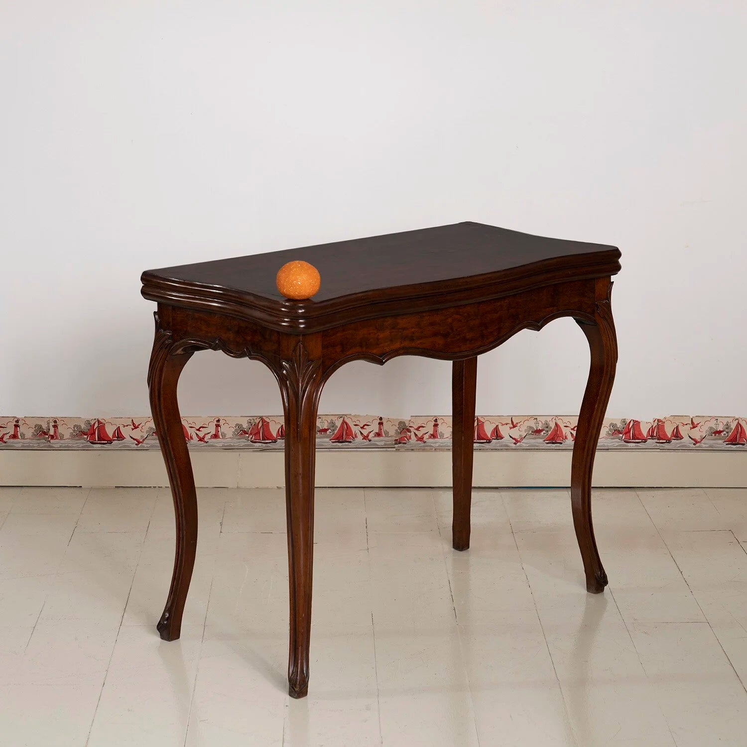 LOUIS PHILIPPE CONSOLE GAMES TABLE