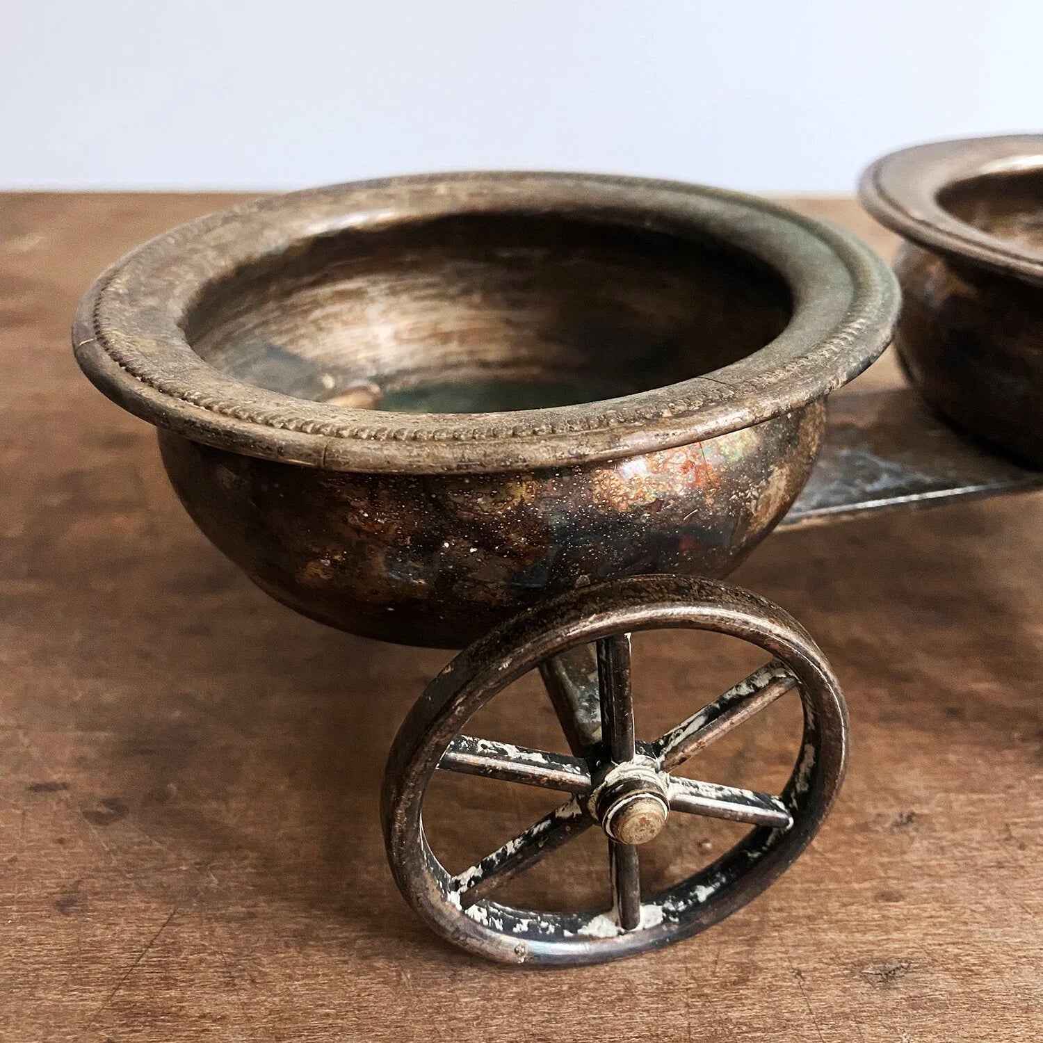 ANTIQUE TABLE BOTTLE CART