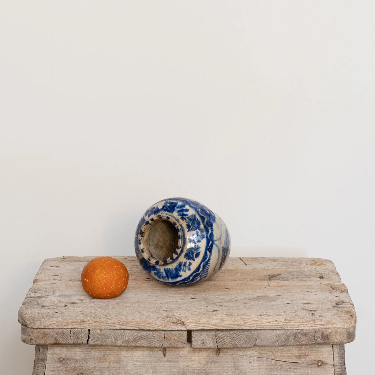 ANCIENT PERSIAN VASE B