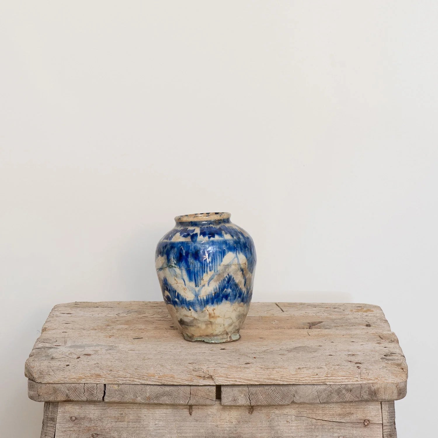 ANCIENT PERSIAN VASE B