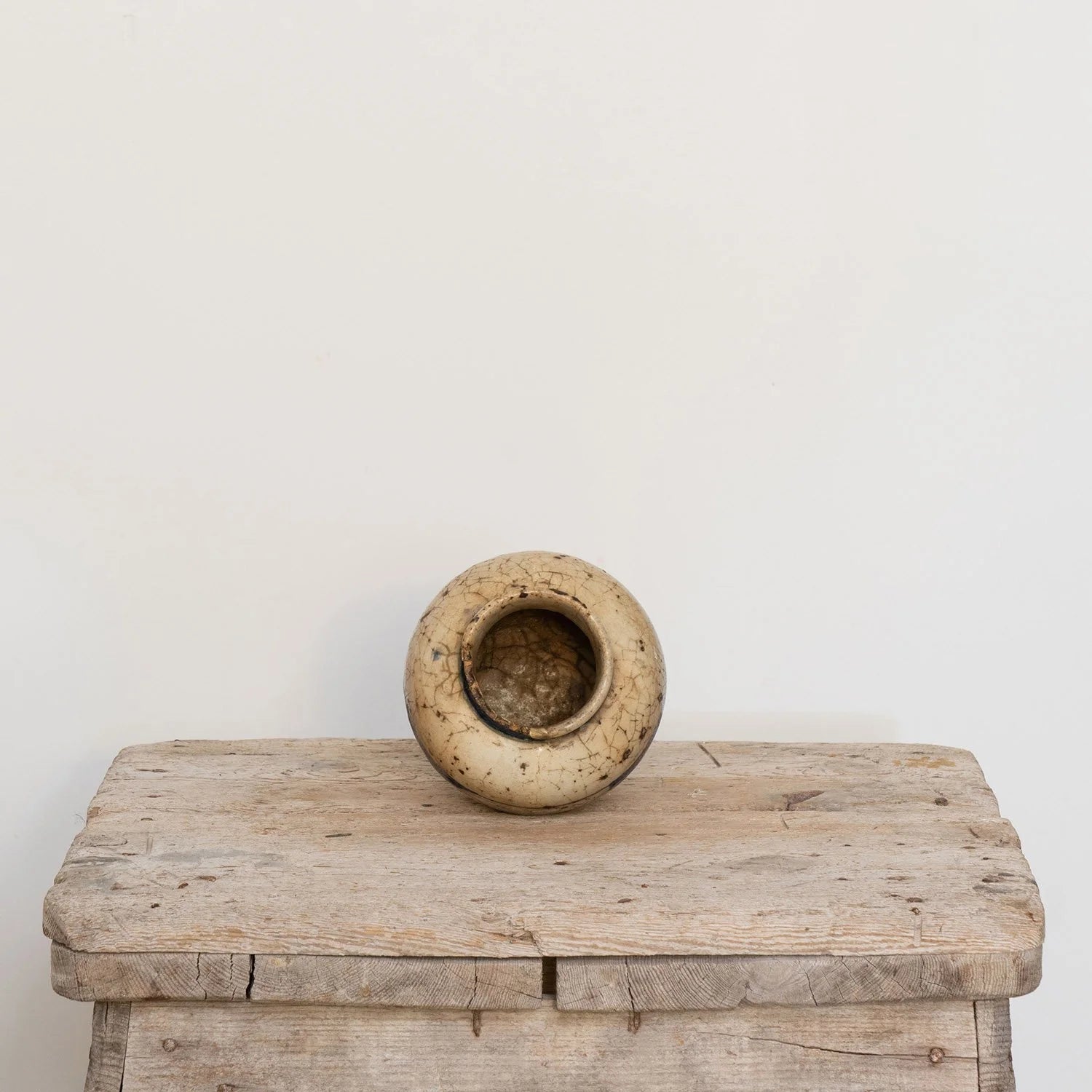 ANCIENT PERSIAN VASE A