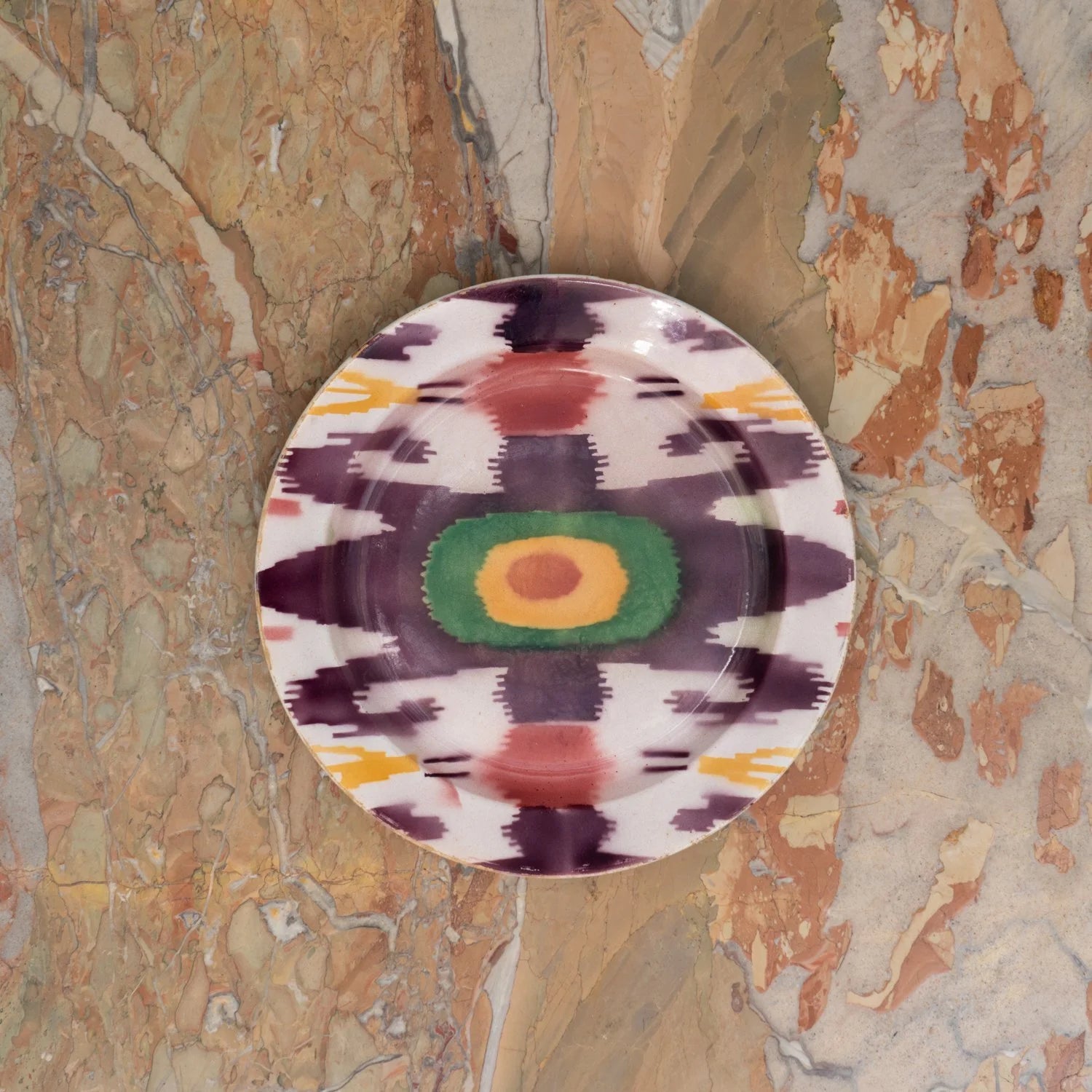 IKAT PATTERN CHARGER V