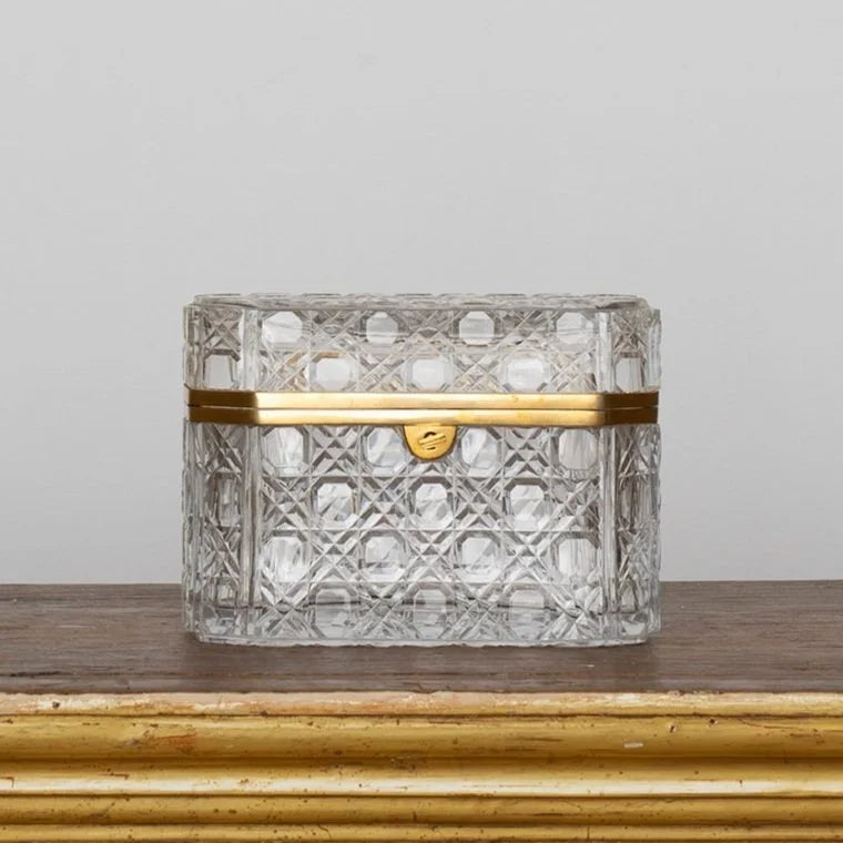 LARGE CUT CRYSTAL TABLE BOX