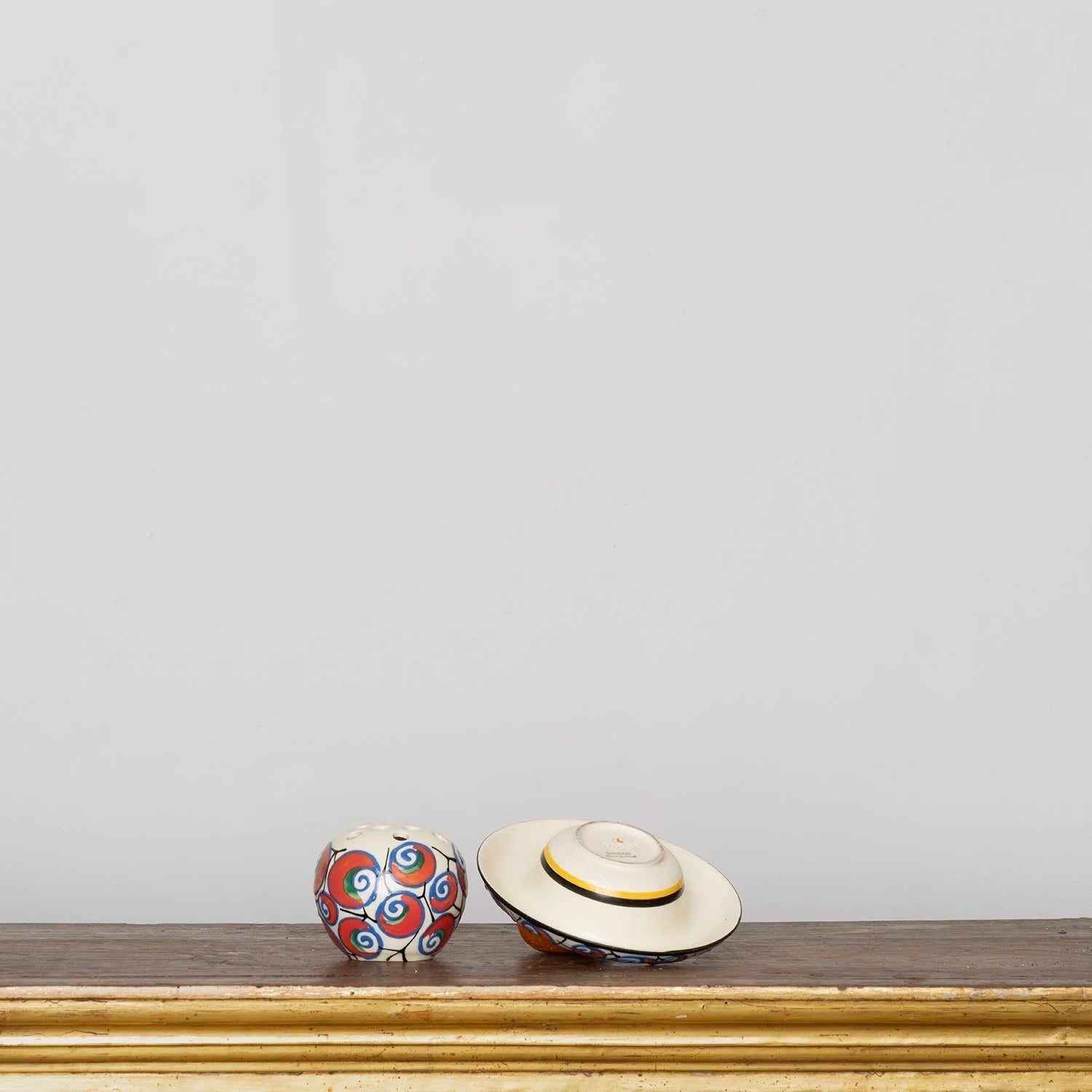 SECESSIONIST ART POTTERY CENTERPIECE WITH FROG