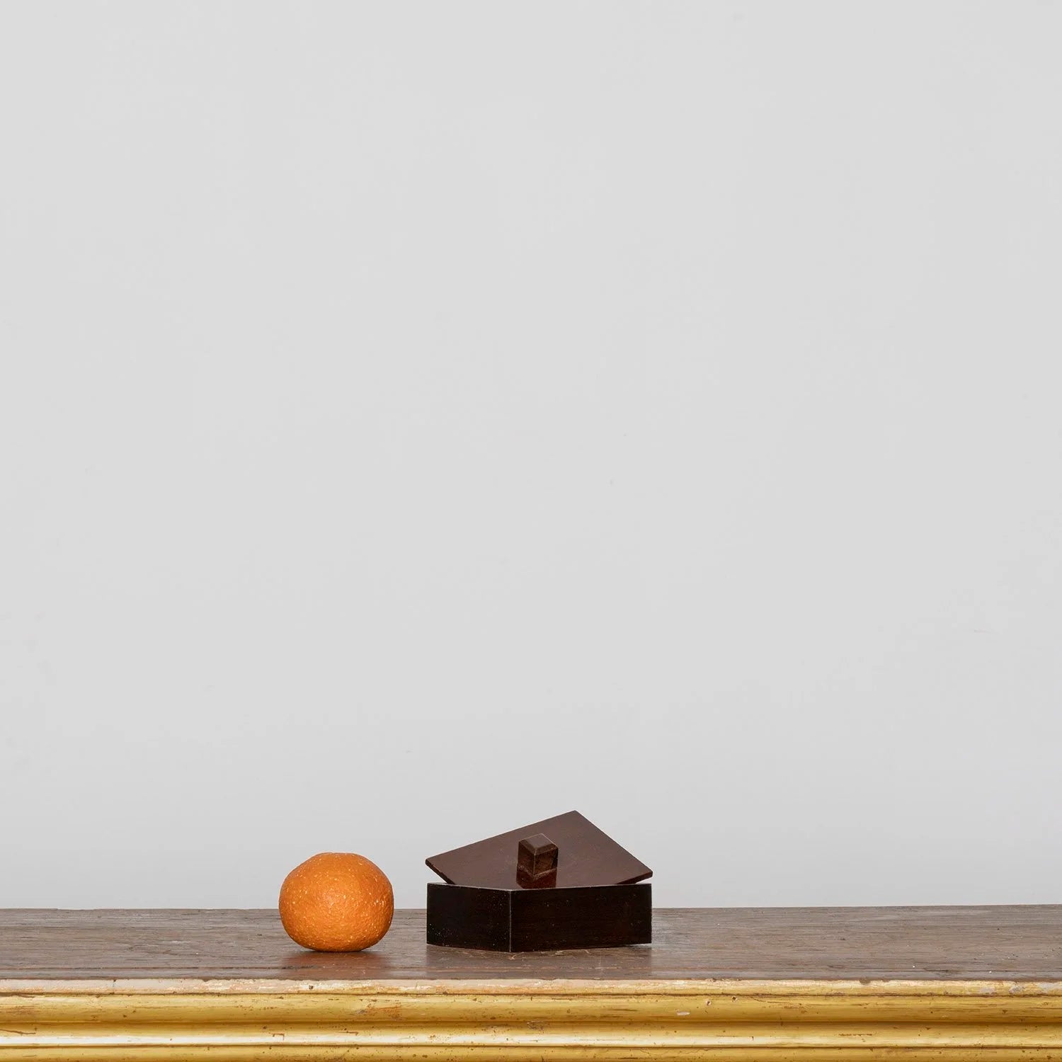 ART DECO MAHOGANY BOX