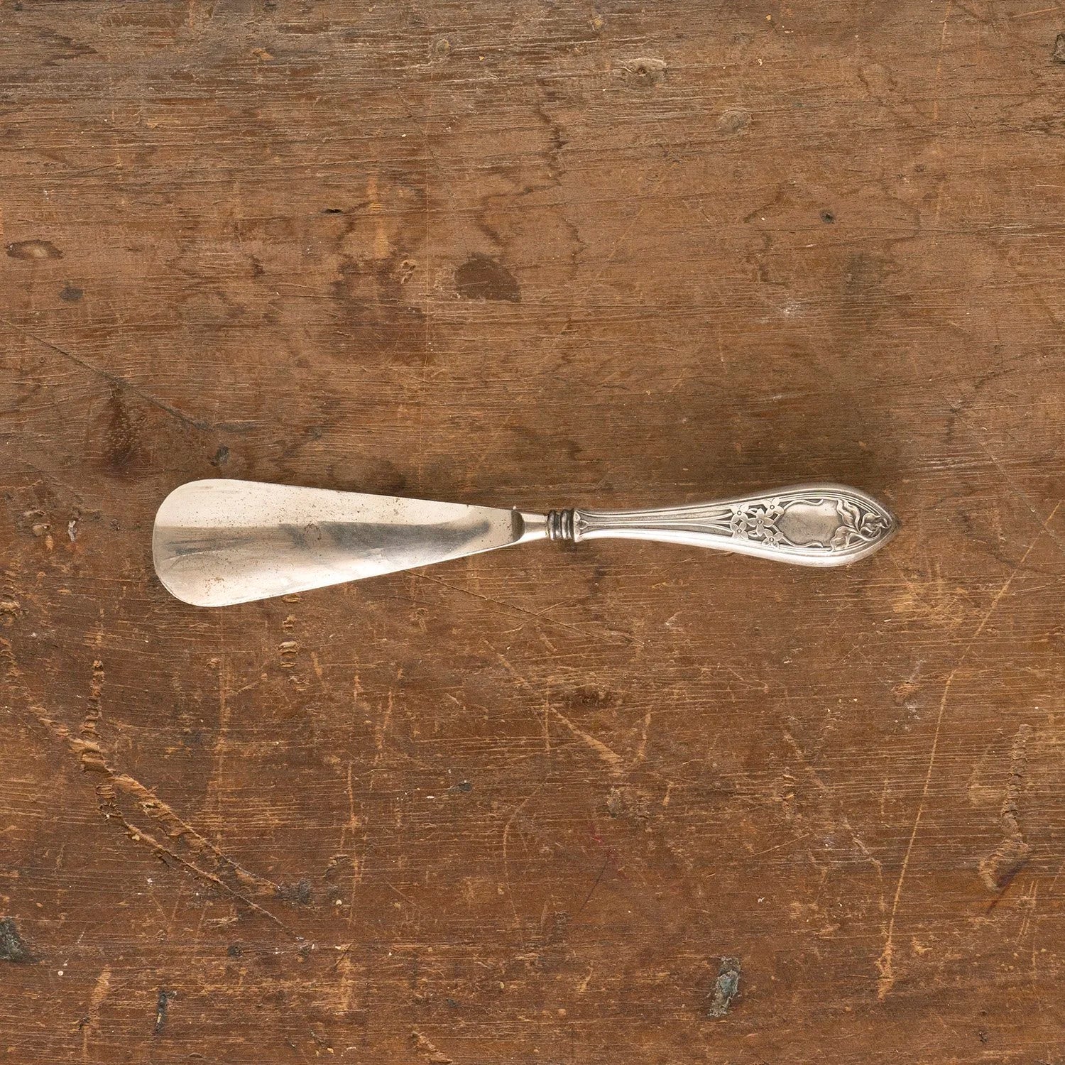 SILVER SHOE HORN