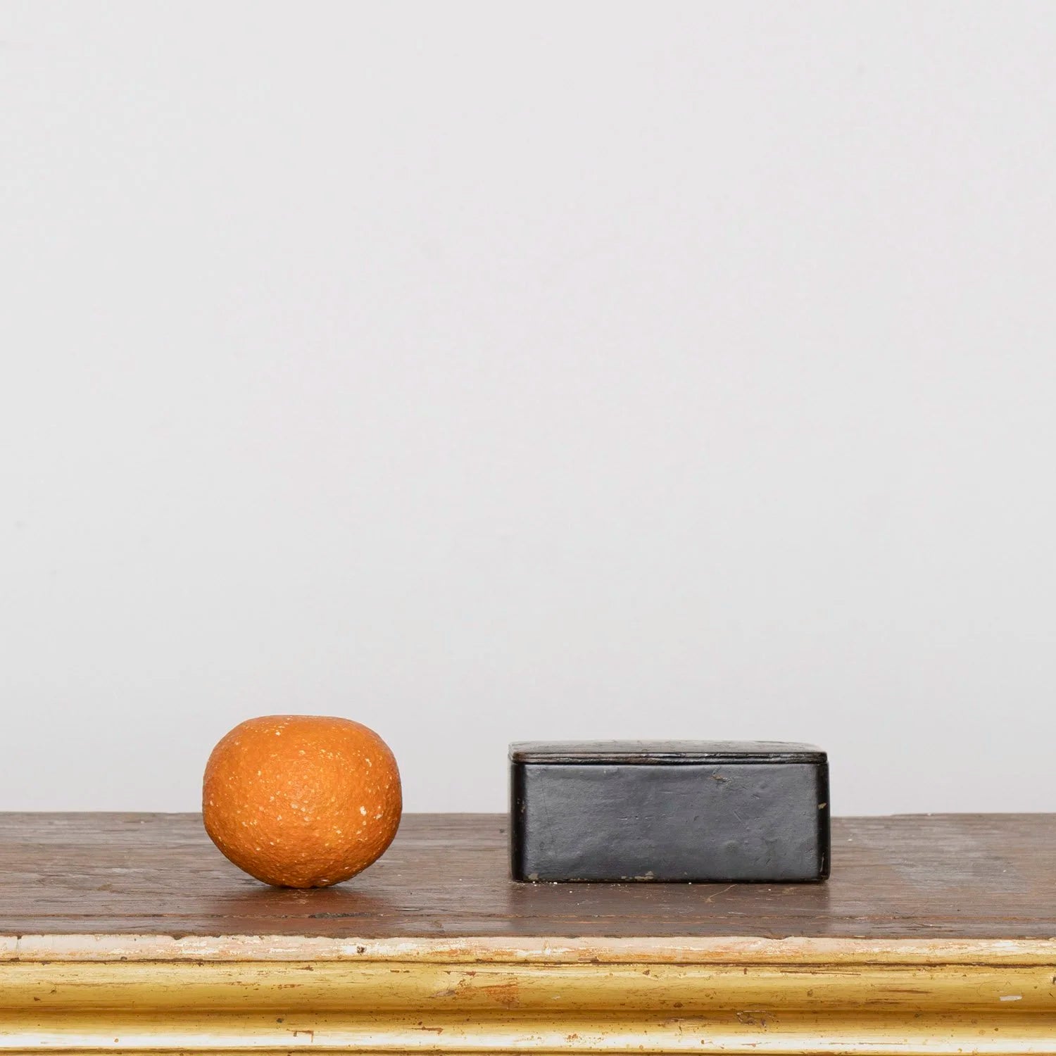 CHINOISERIE SNUFF BOX