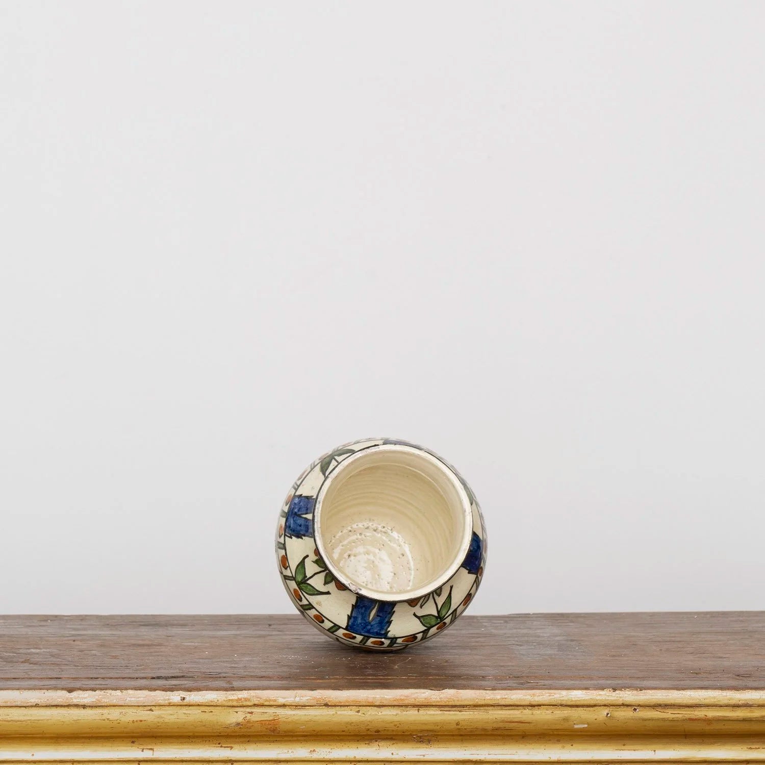 IZNIK VASE