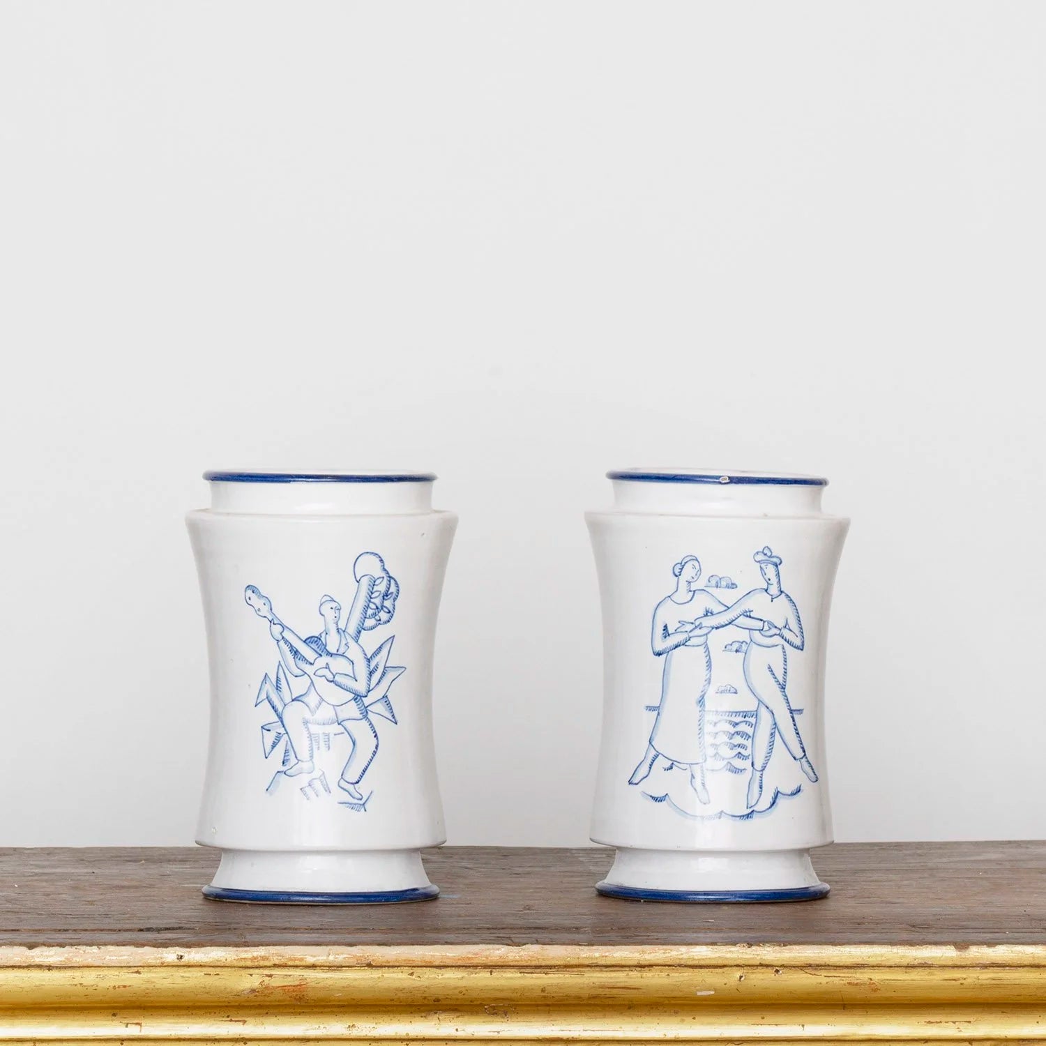 PAIR VASES IN THE STYLE OF GIO PONTi