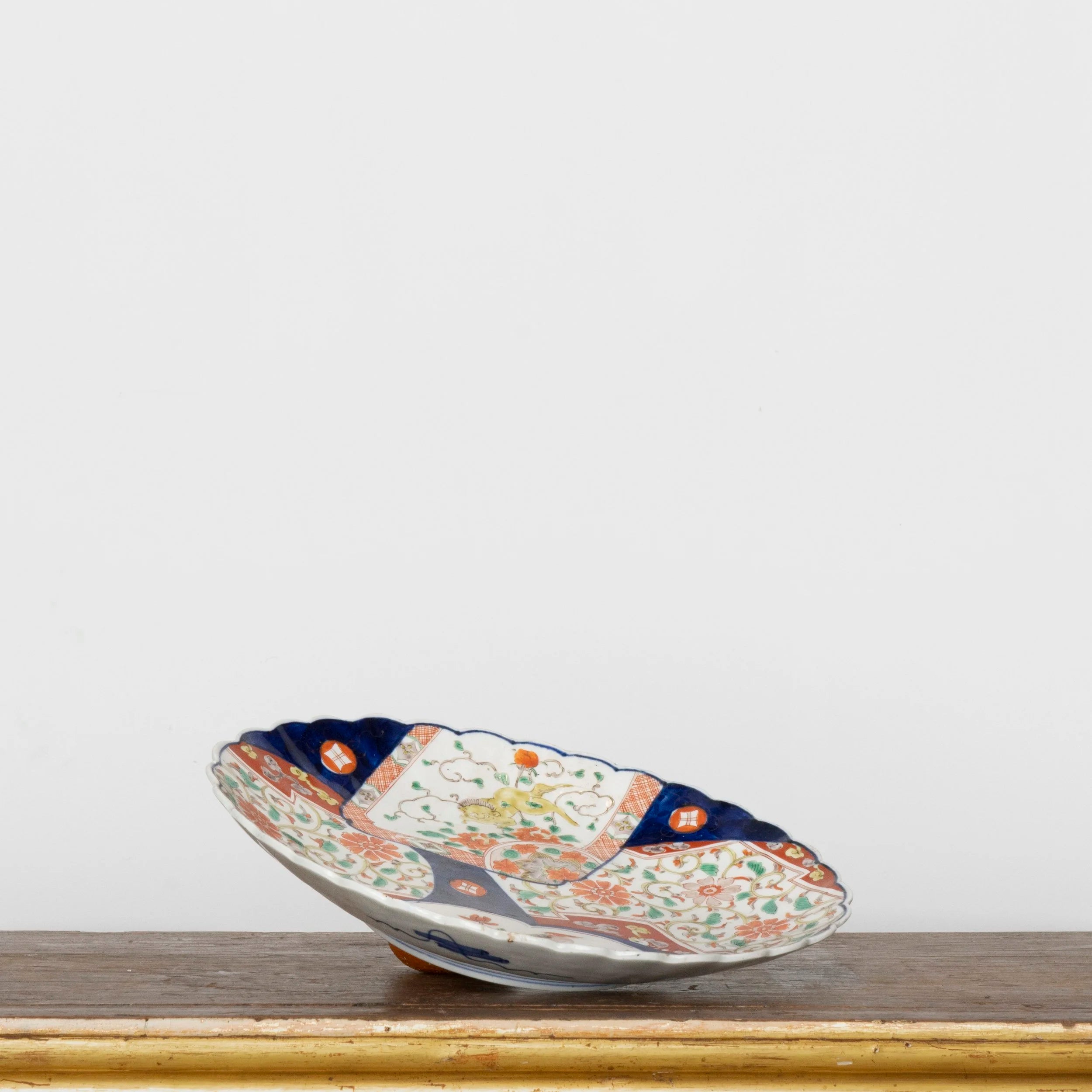 LARGE IMARI PLATTER