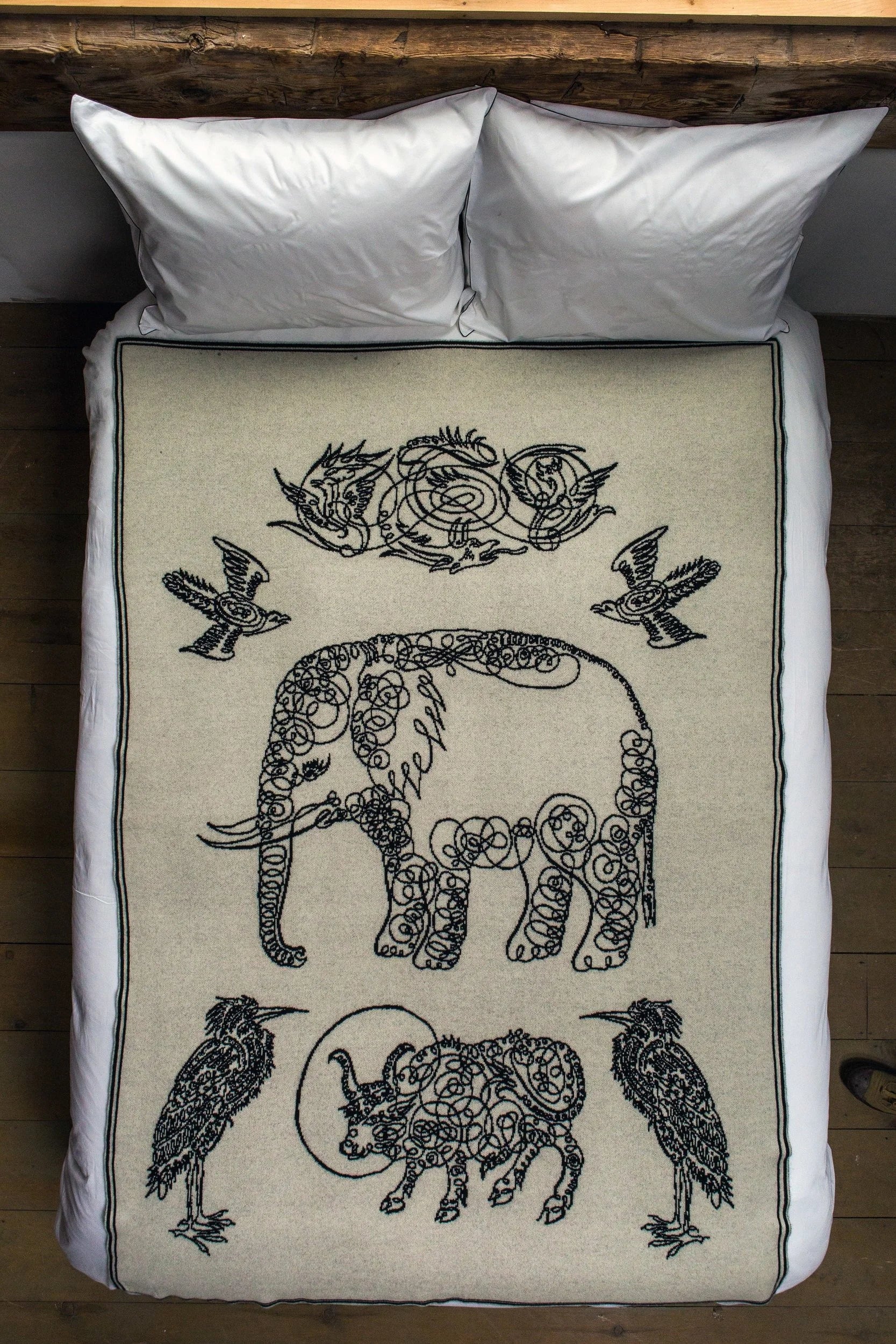 ELEPHANT & FRIENDS