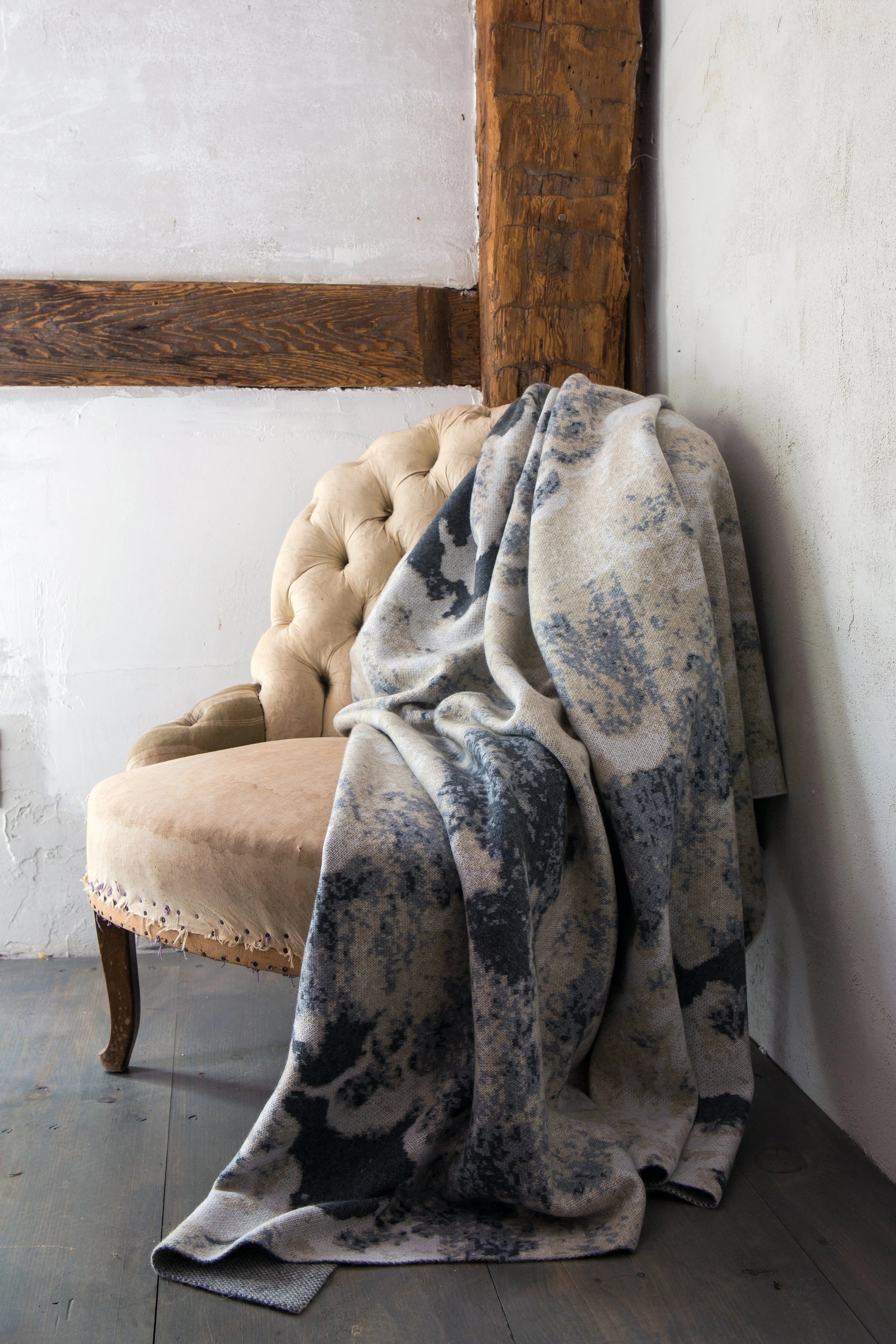 CLOUDS Cashmere Blankets