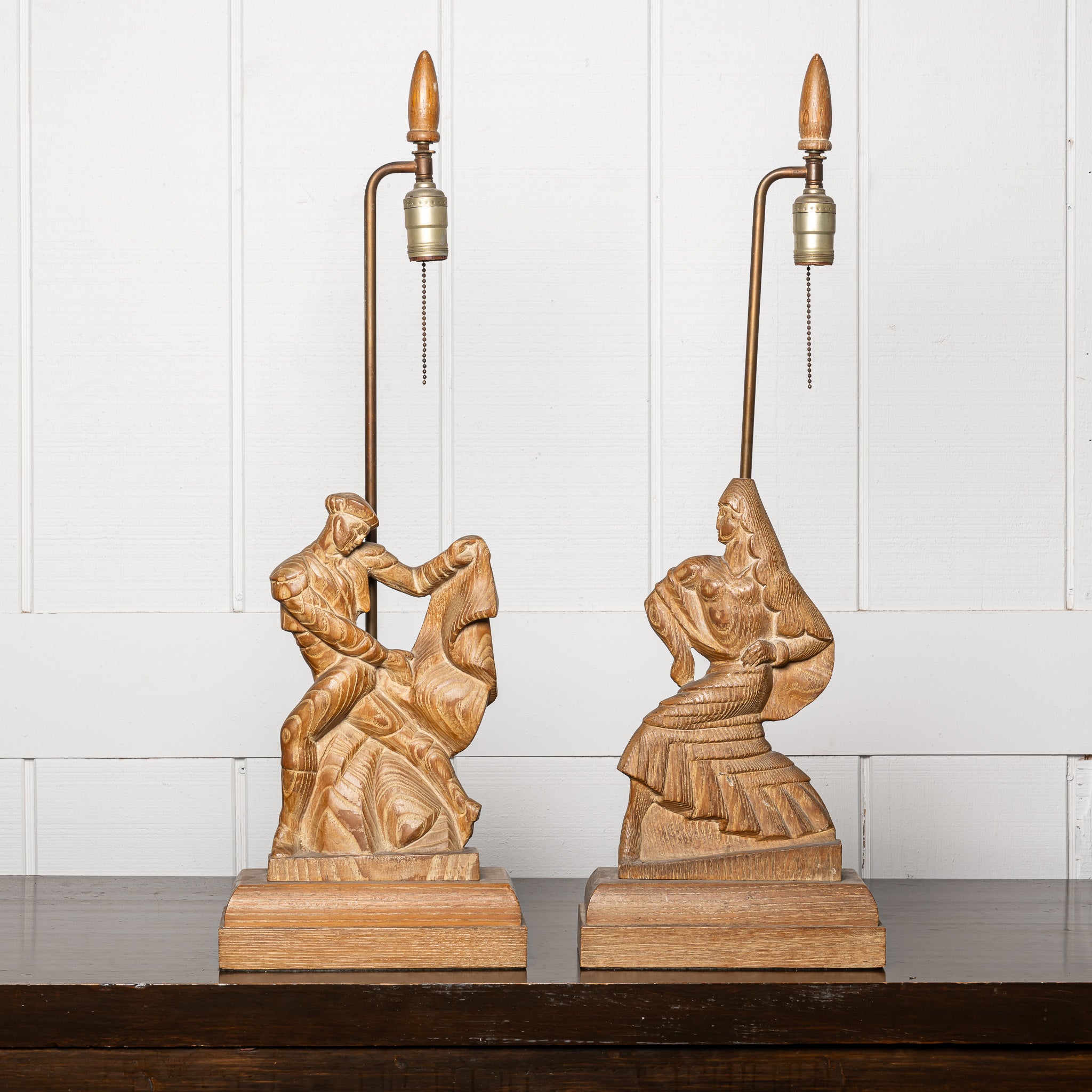 PAIR OF AMERICAN ART DECO CARVED WOOD FOLK FIGURAL TABLE LAMPS