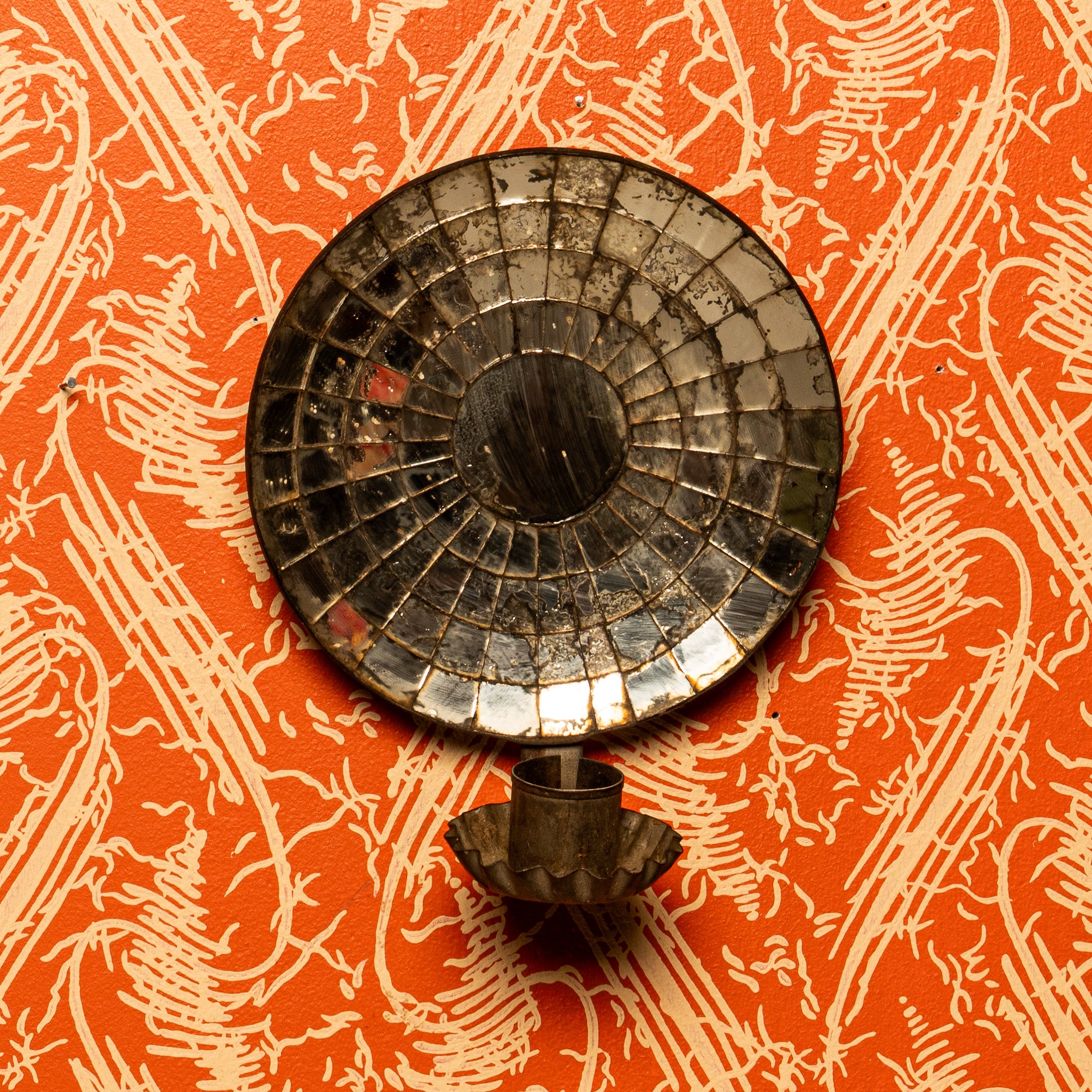 19TH-CENTURY CONTINENTAL MIRRORED METAL WALL SCONCE