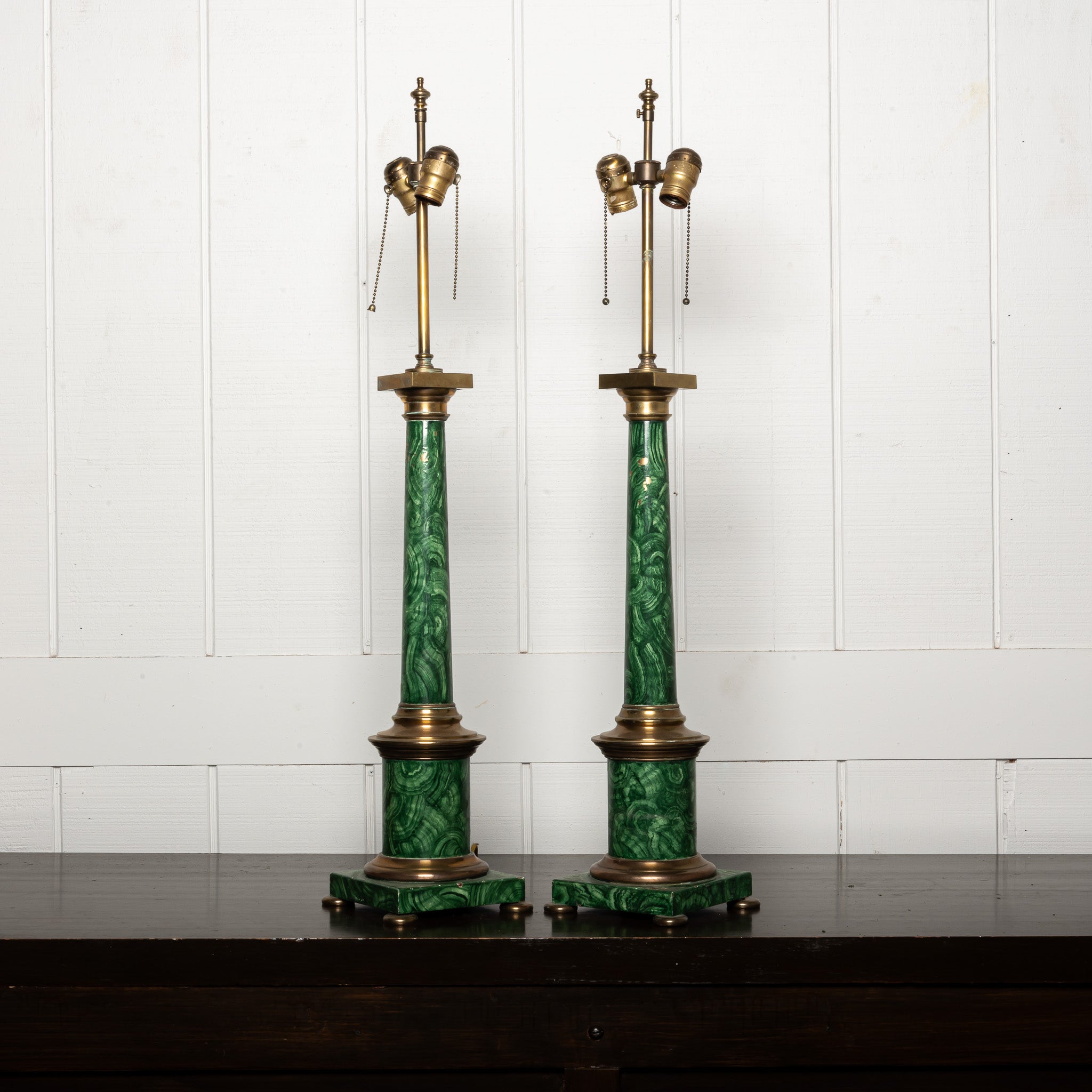 PAIR OF EARLY 20TH-CENTURY FAUX MALACHITE AND BRASS COLUMN LAMPS