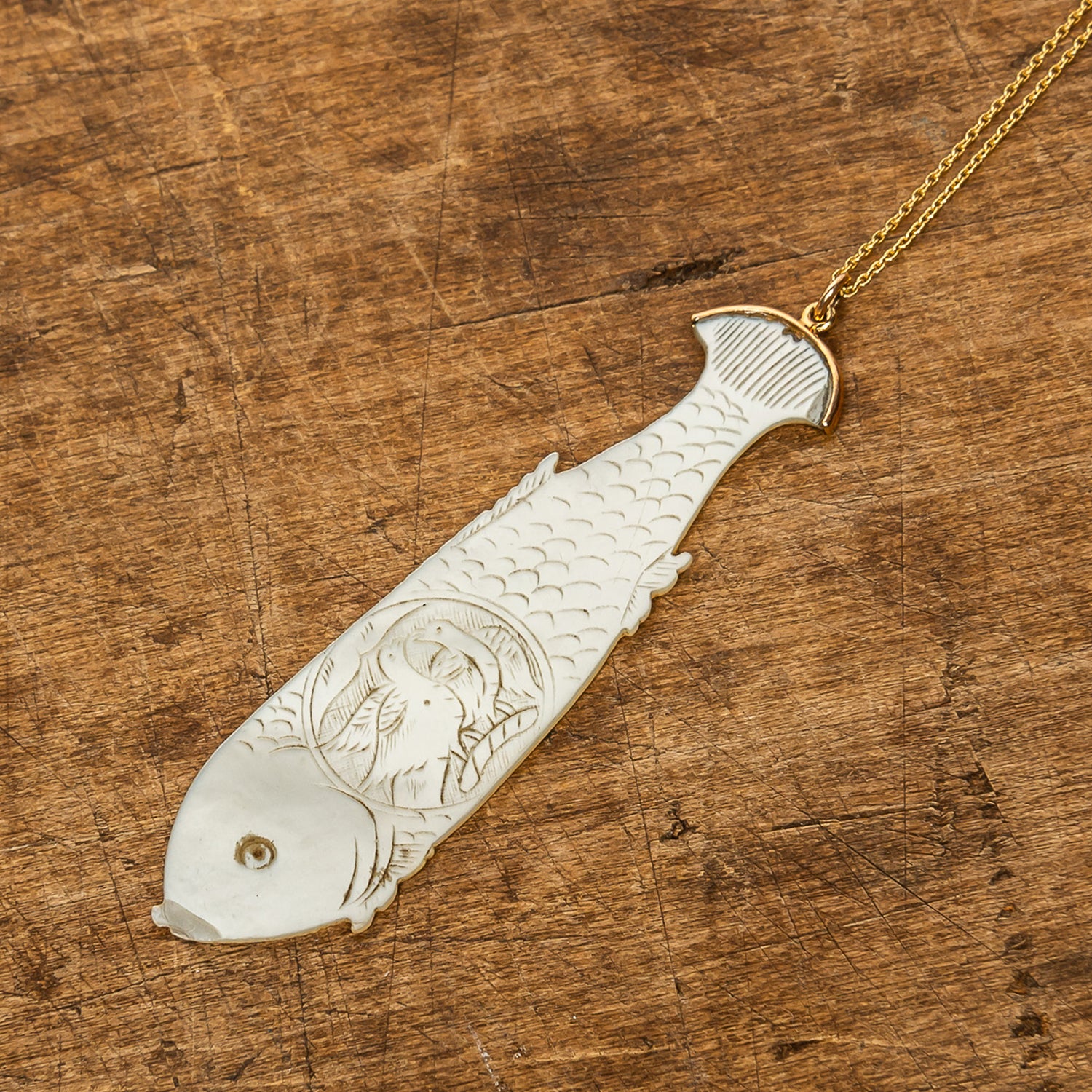 18th-Century Mother of Pearl Gaming Chip Necklace - 03