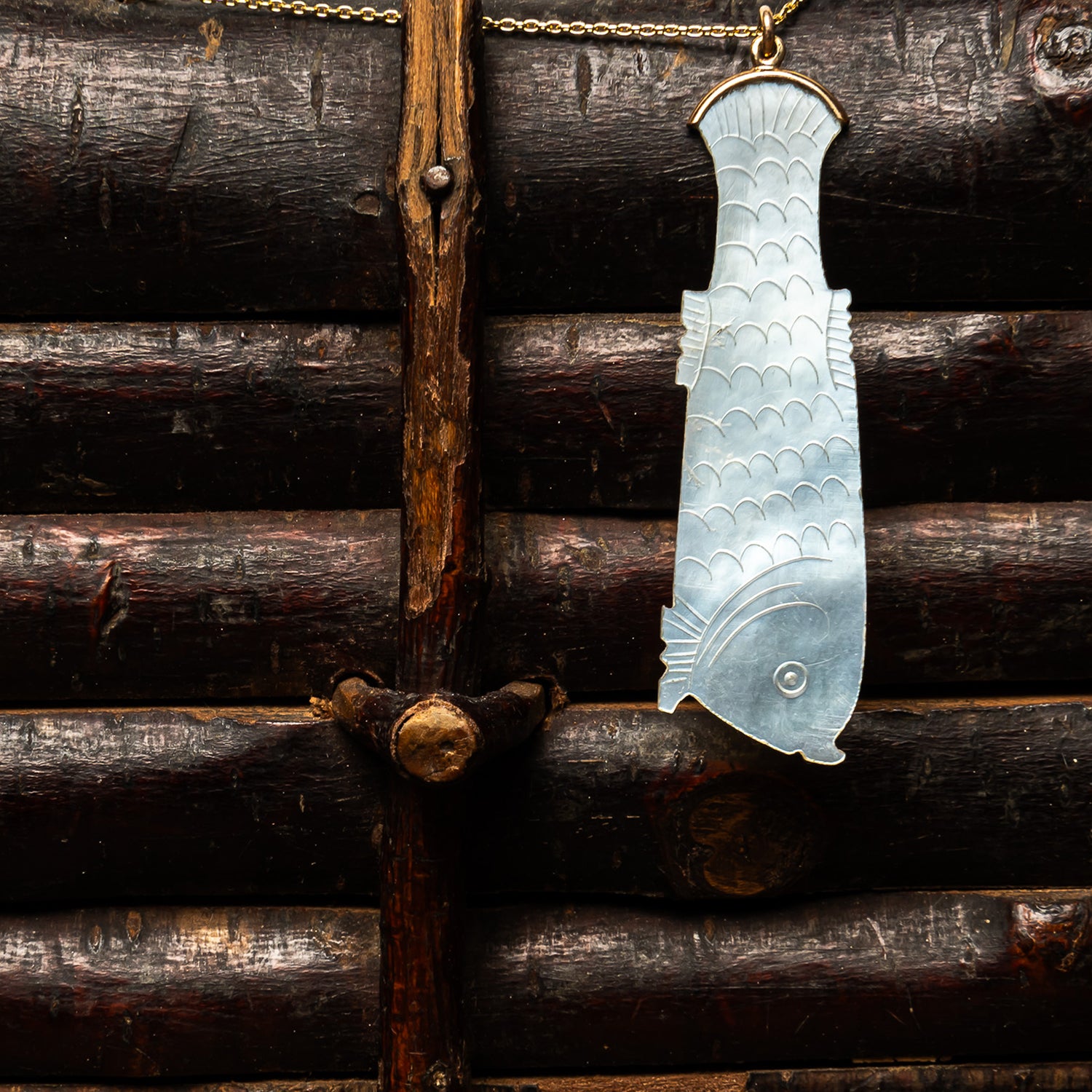 18th Century Mother of Pearl Gaming Chip Necklace - 04