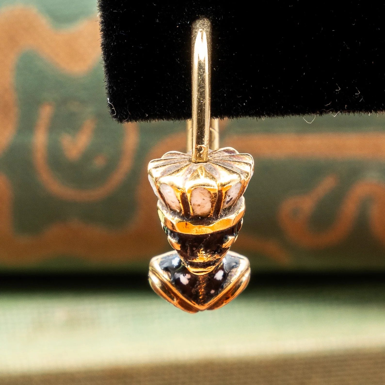19th c. "Moretto" Venetian Gold & Enamel Merchant Earring