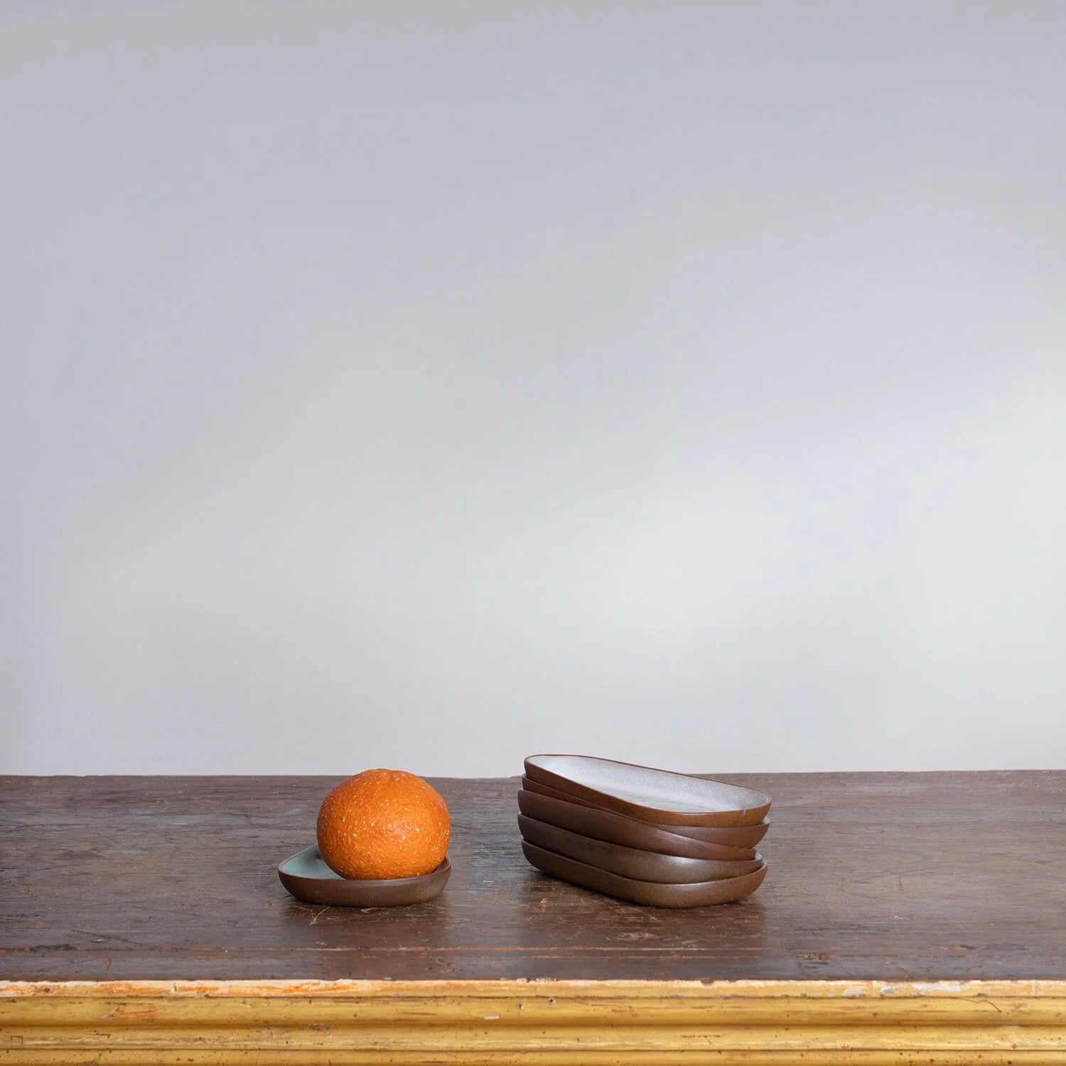 DAVID GIL FOR BENNINGTON POTTERY CO-OP PLATES (SET OF SIX  III)