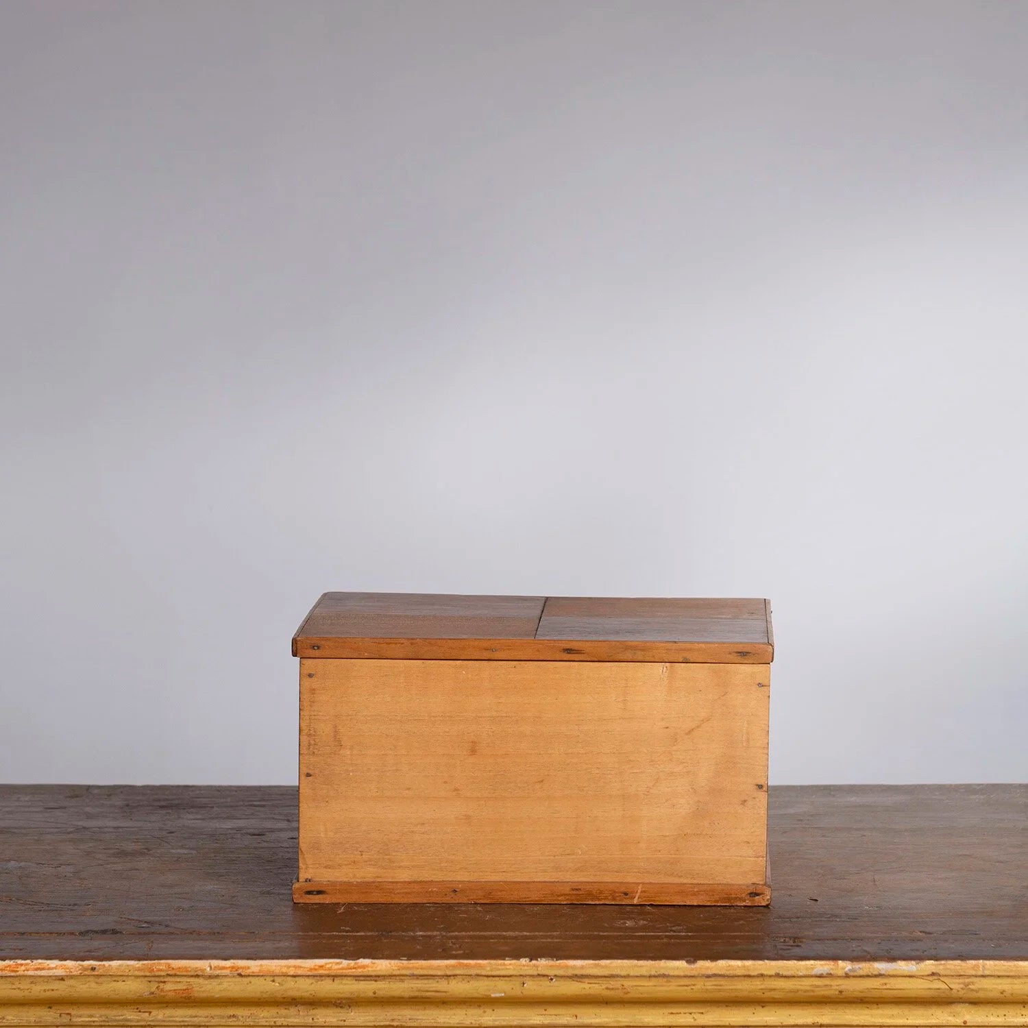 SHAKER BOX