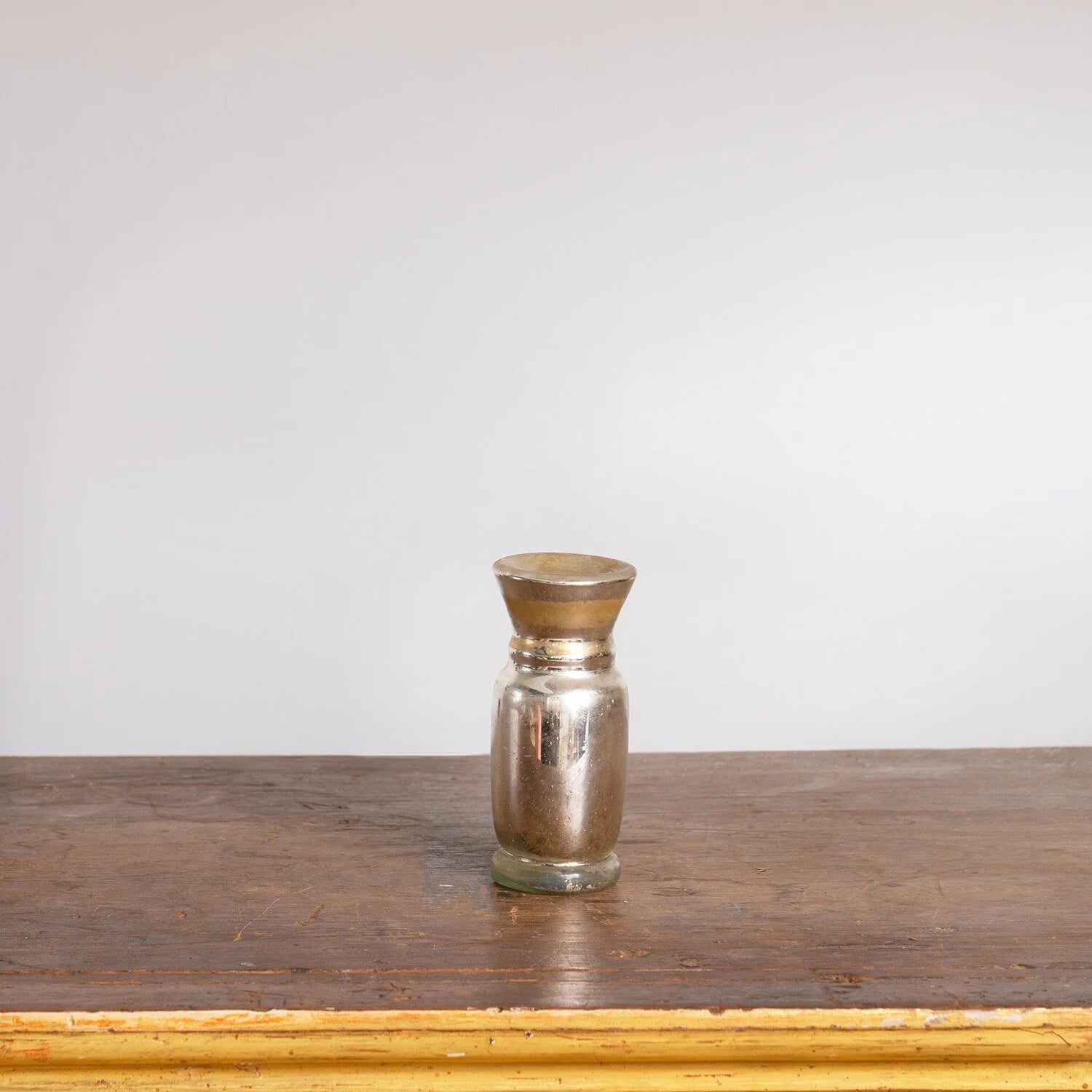SMALL GOLD MERCURY GLASS VASE - D