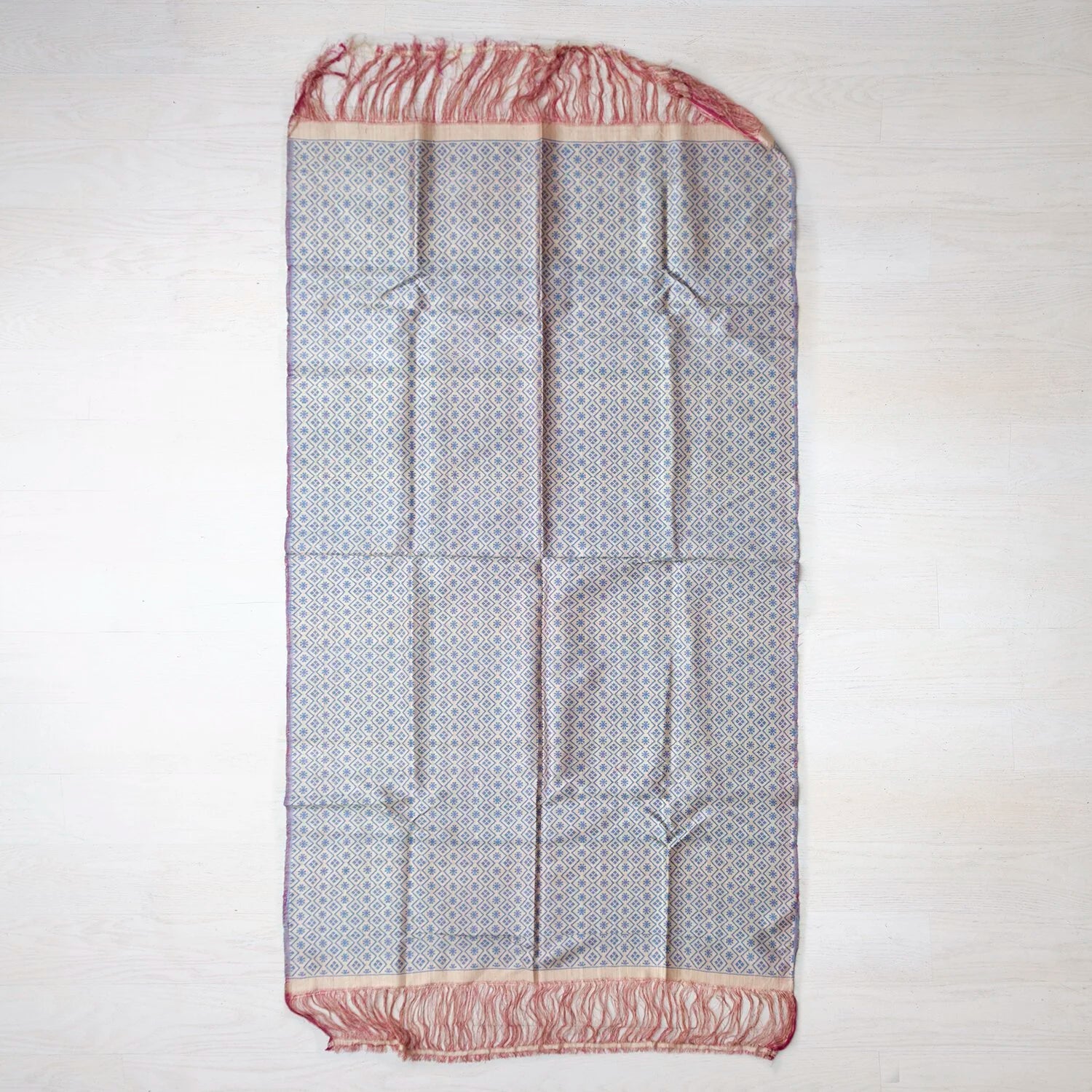 PERSIAN SILK THROW