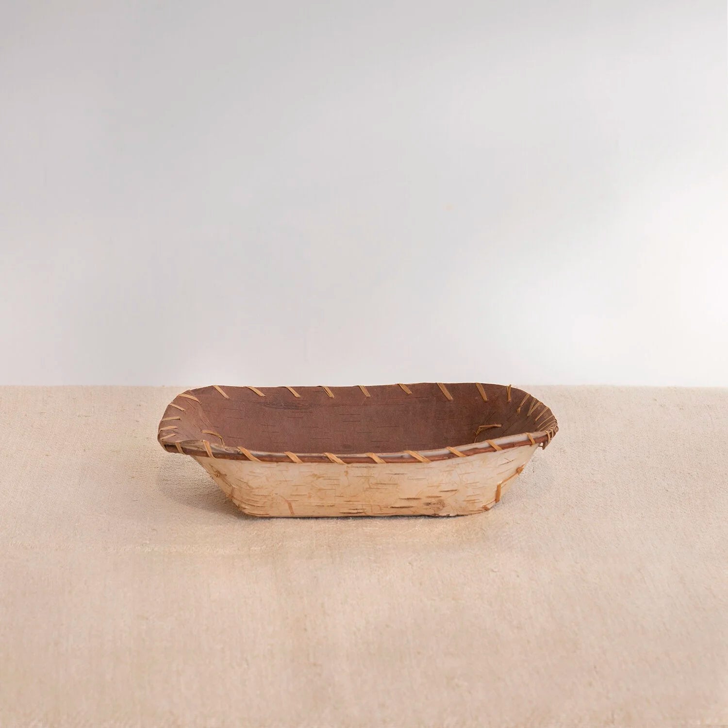 WHITE BIRCH NATIVE AMERICAN BASKET