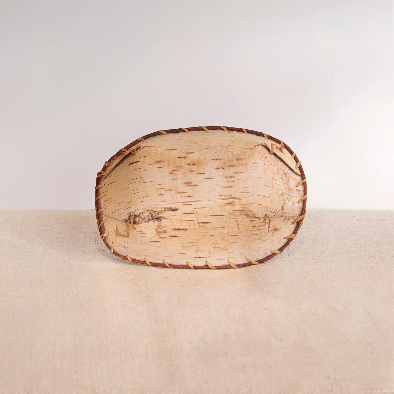 WHITE BIRCH NATIVE AMERICAN BASKET