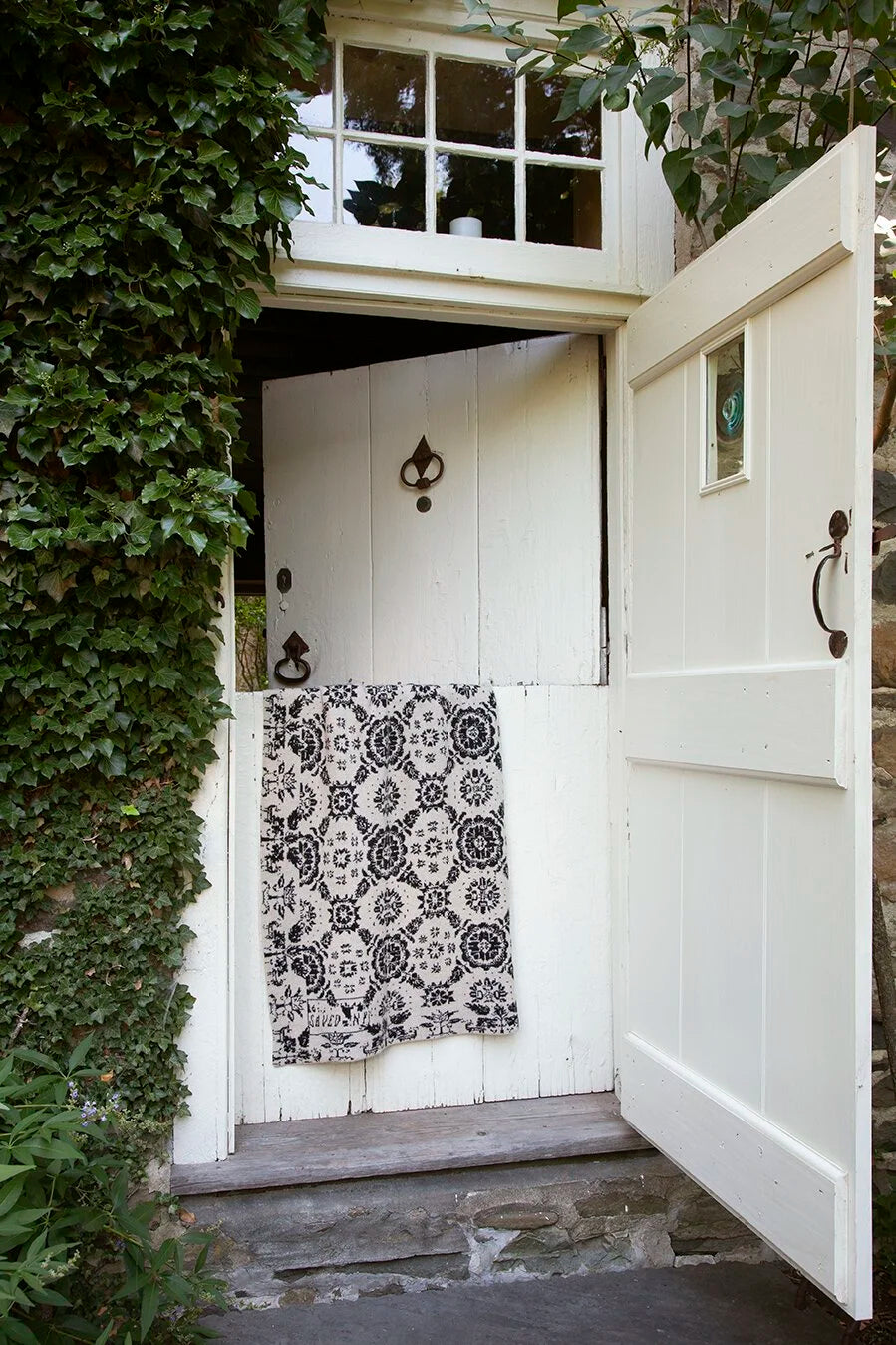 WILLIAMSBURG COVERLET [3 Colors]